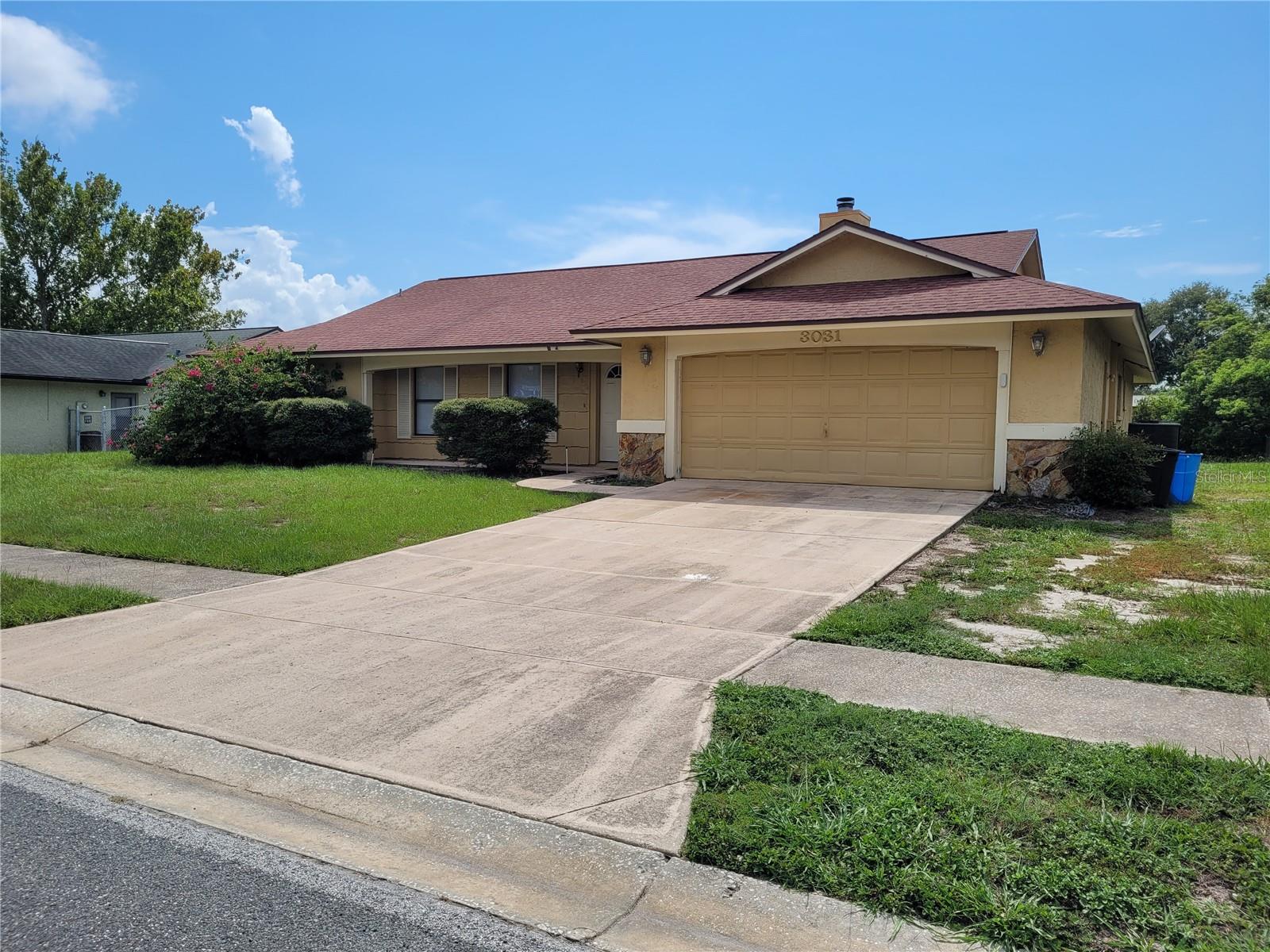 3031 Shadow Oaks Drive Property Photo 2