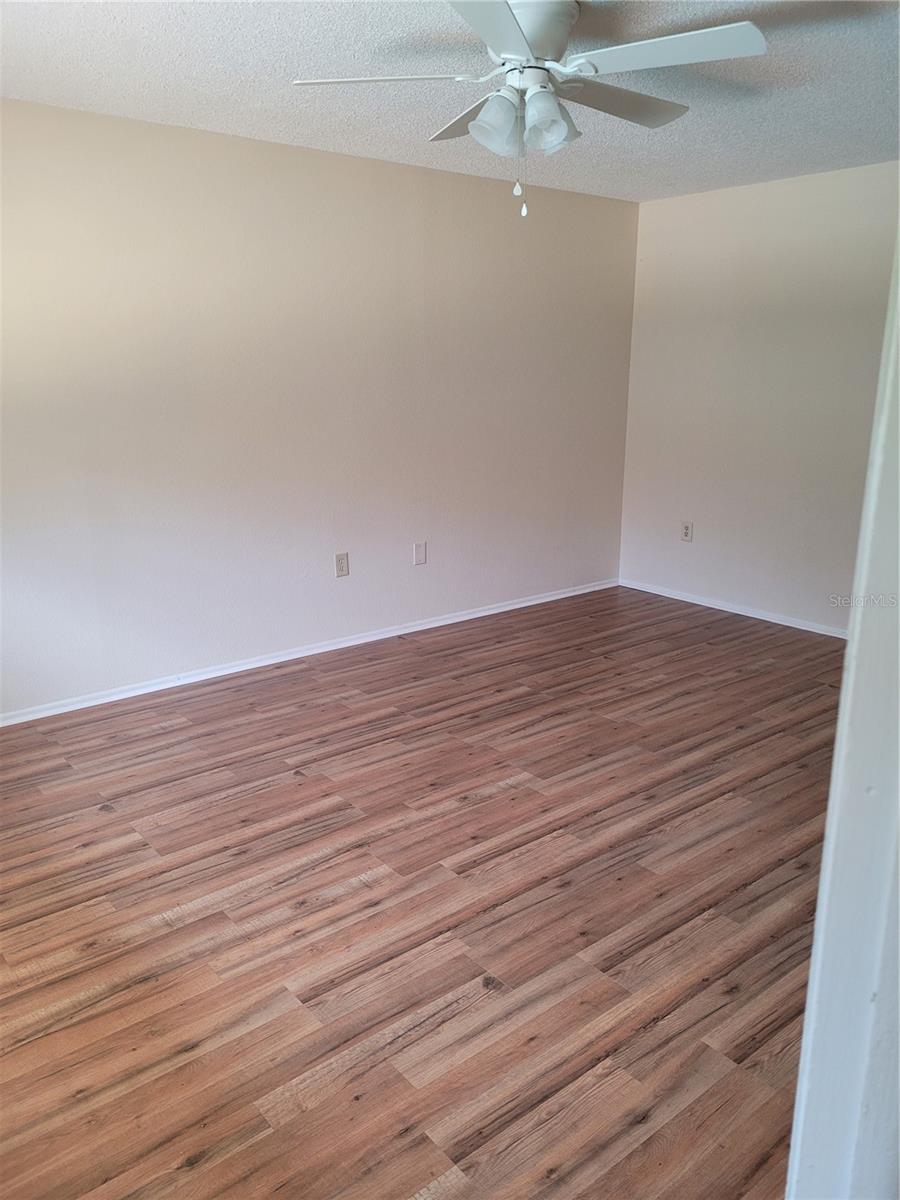 3031 Shadow Oaks Drive Property Photo 17