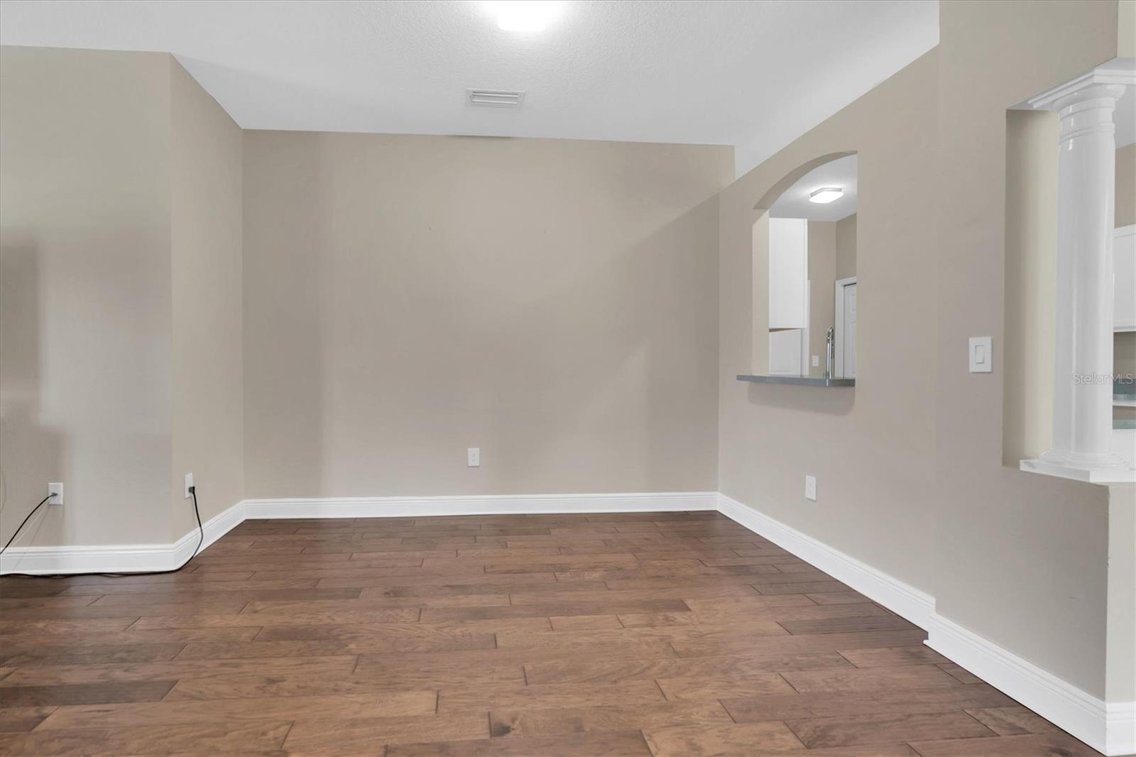19315 Haskell Place Property Photo 12