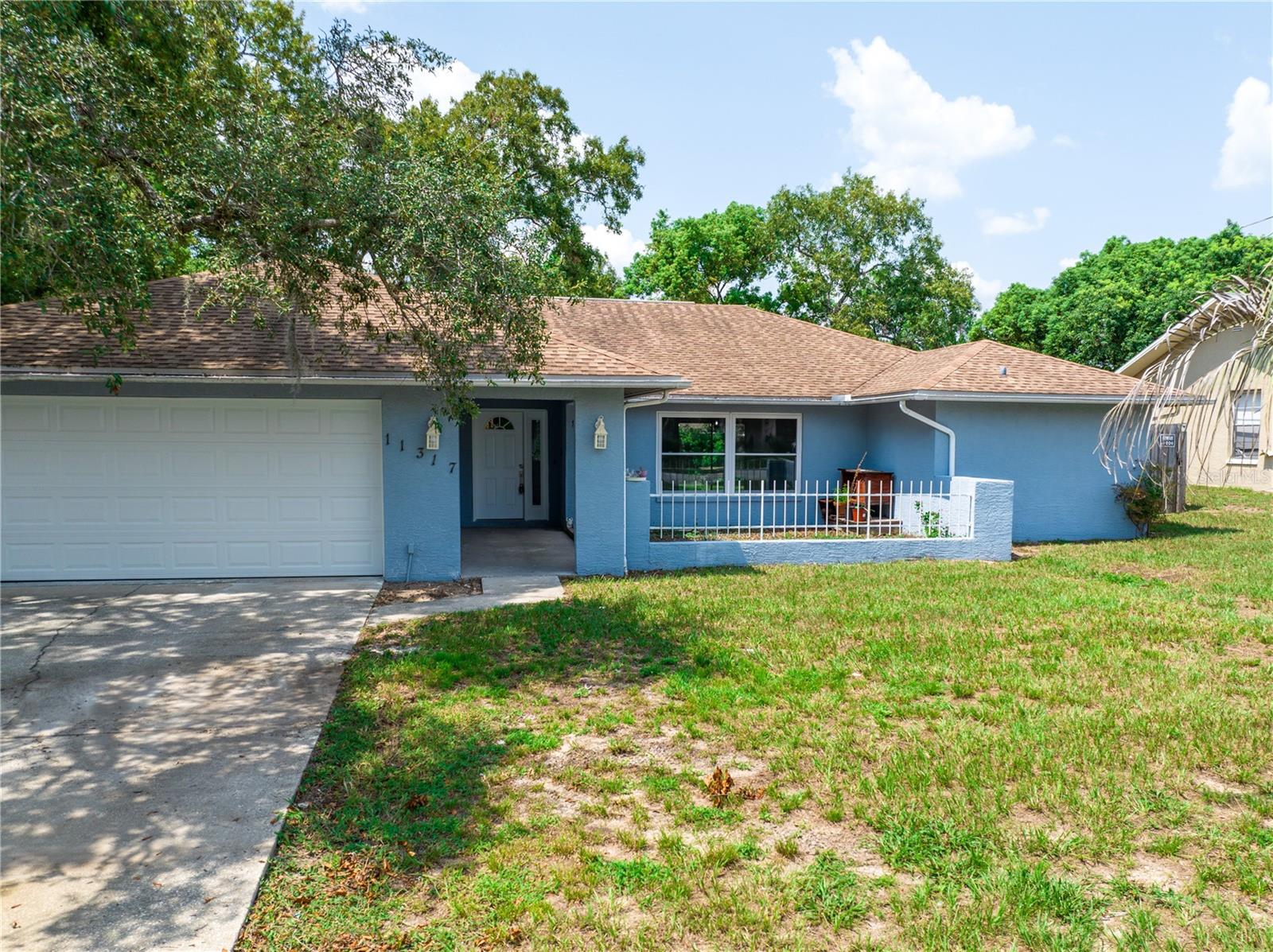 11317 Timbercrest Road Property Photo 2