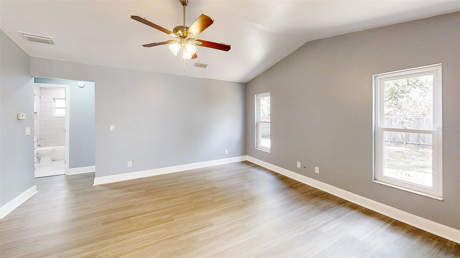 11317 Timbercrest Road Property Photo 11