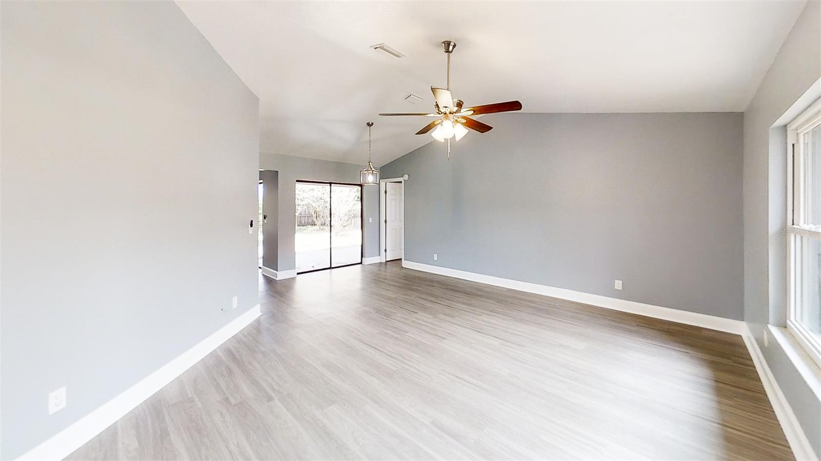 11317 Timbercrest Road Property Photo 15