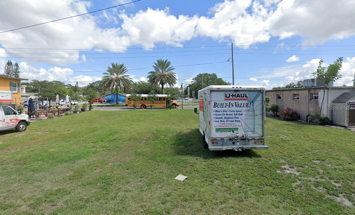 101 Clearwater-largo Rd Property Photo 3