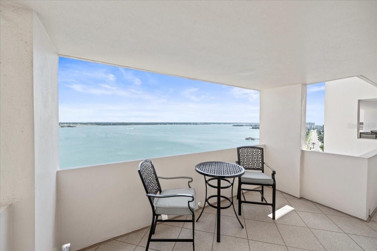 1270 Gulf Blvd #1903 Property Photo 6