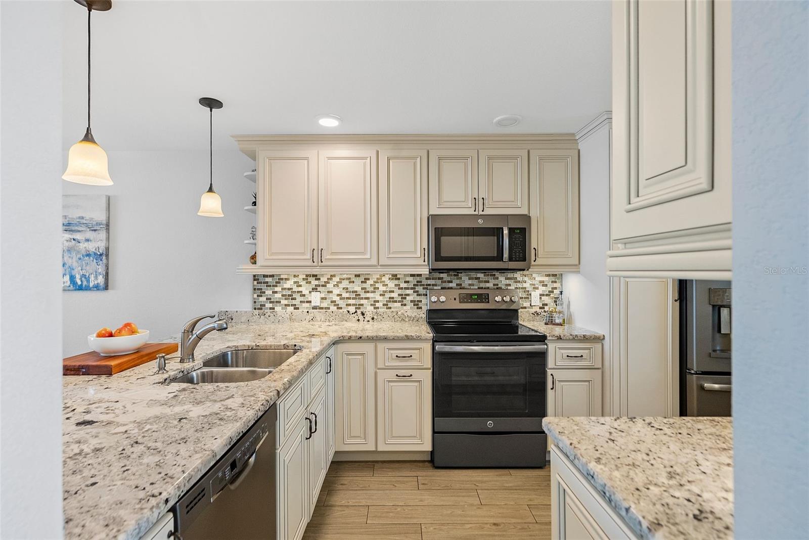 200 Woodette Dr #tr-b (102w) Property Photo 5