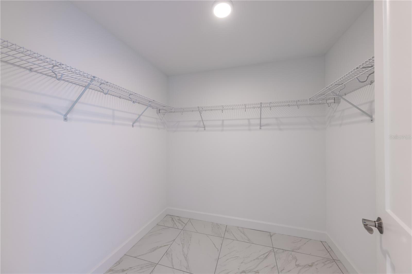 125 Island Way #404 Property Photo 26