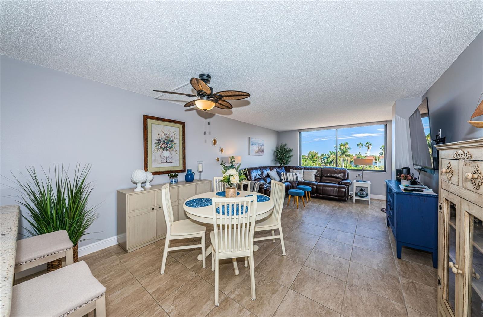6295 Bahia Del Mar Cir #405 Property Photo 9