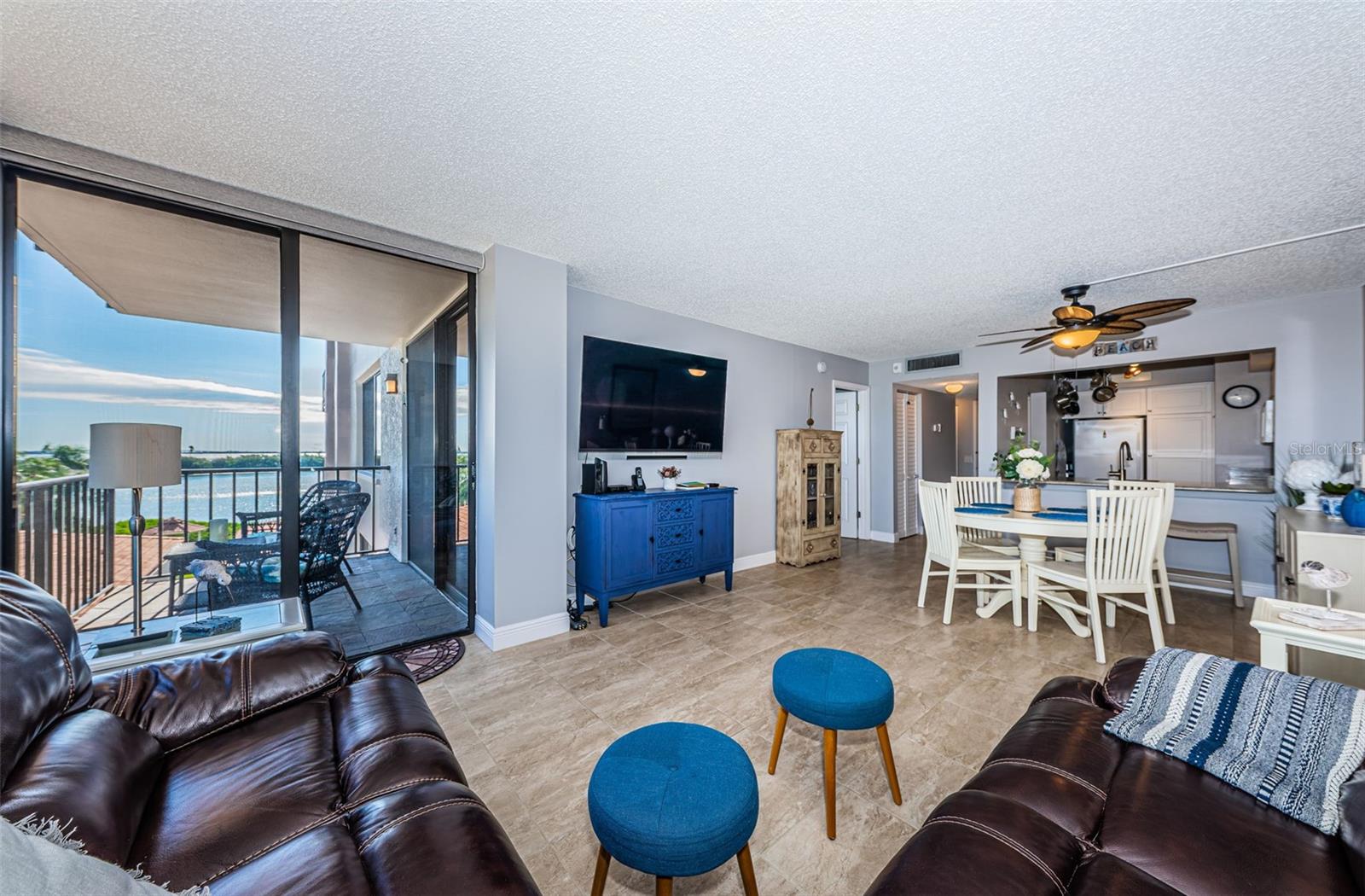 6295 Bahia Del Mar Cir #405 Property Photo 14