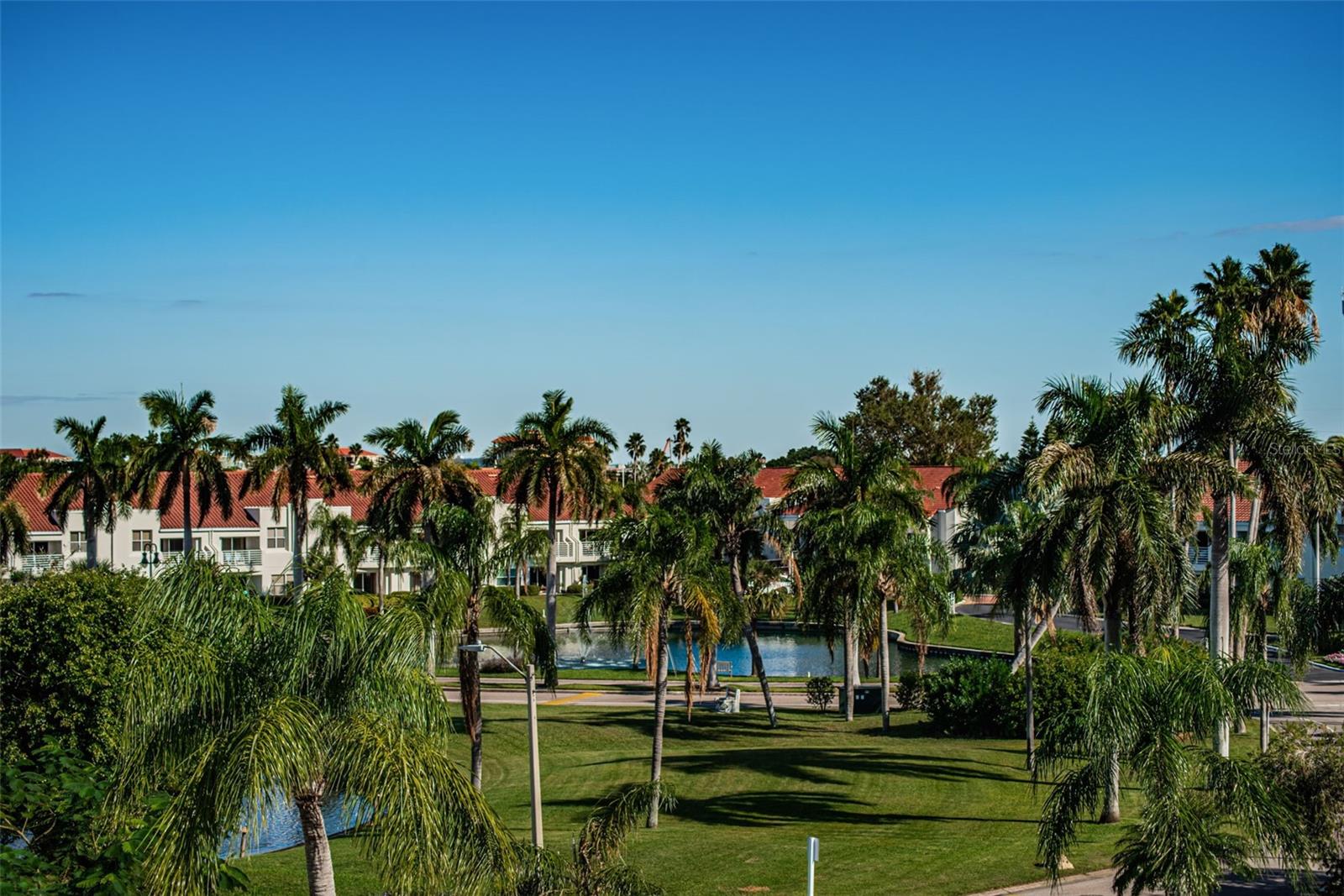 6295 Bahia Del Mar Cir #405 Property Photo 37