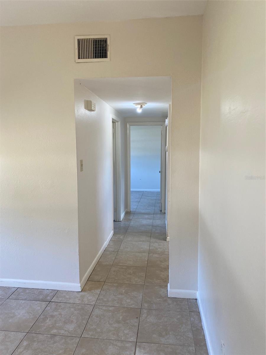 1105 Briarwood Rd Property Photo 7
