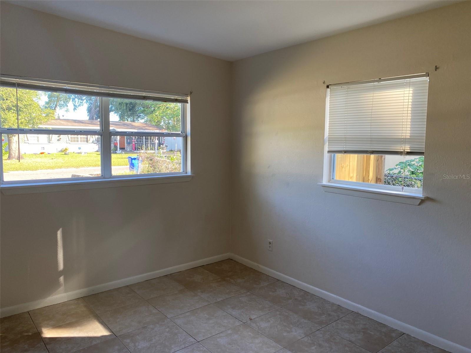 1105 Briarwood Rd Property Photo 11