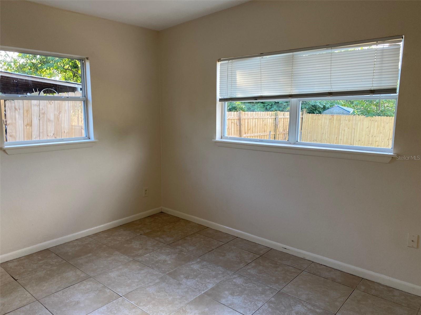 1105 Briarwood Rd Property Photo 12
