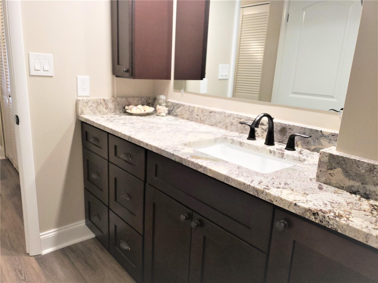 1460 Gulf Blvd #1102 Property Photo 17