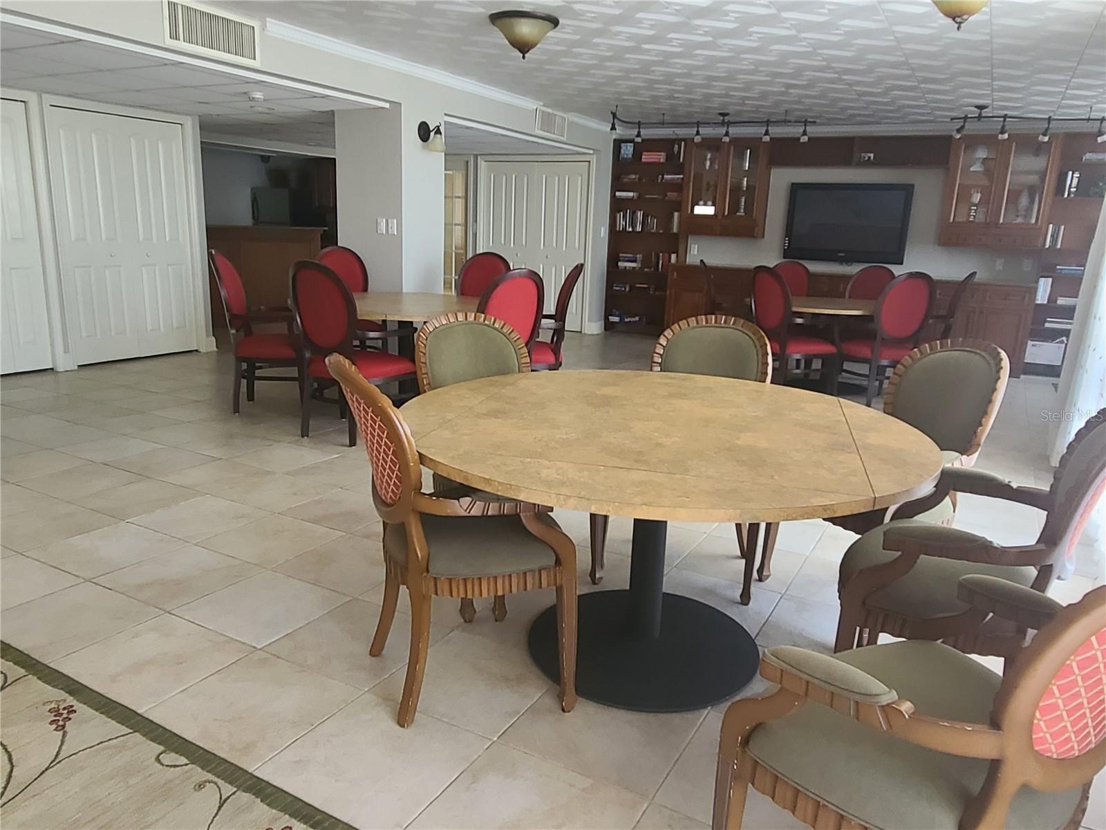 1460 Gulf Blvd #1102 Property Photo 25