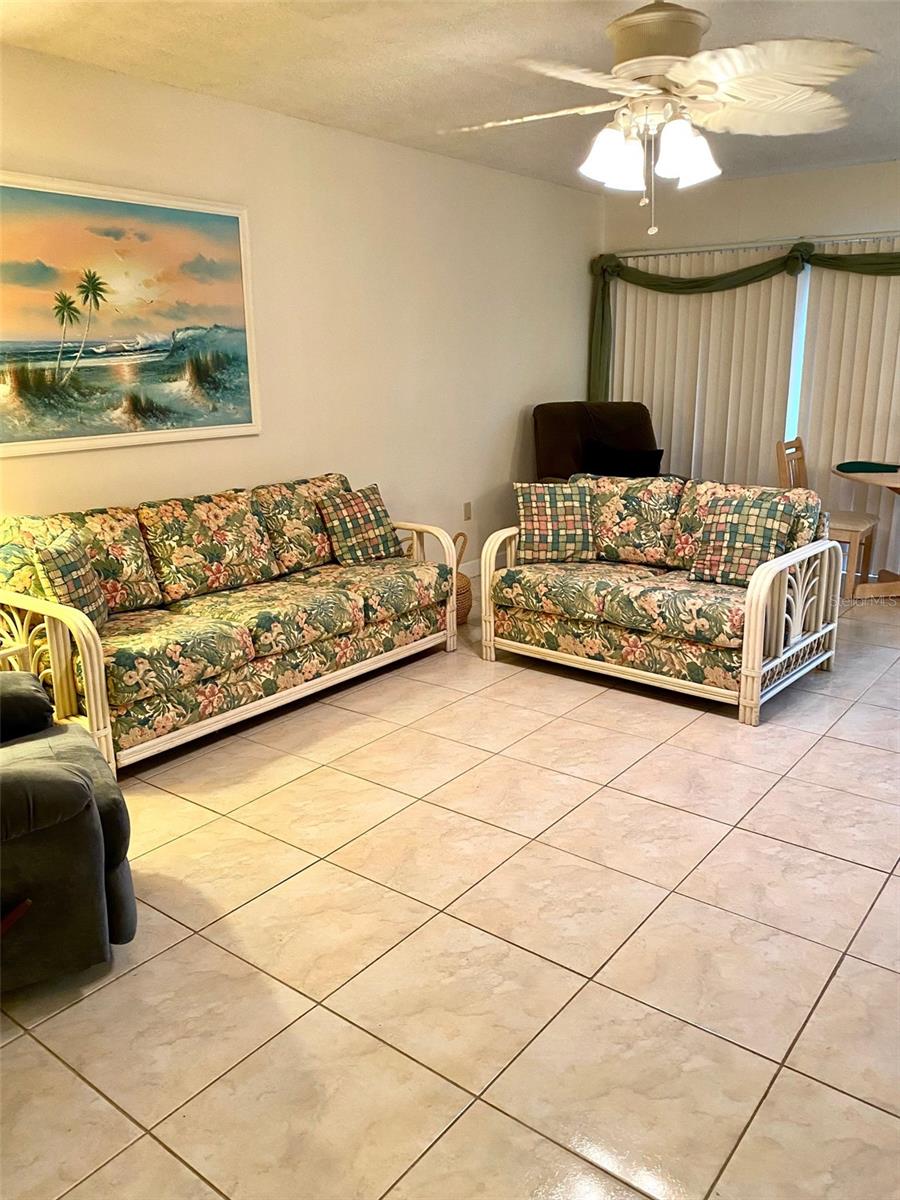 1655 S Highland Ave #j194 Property Photo 7