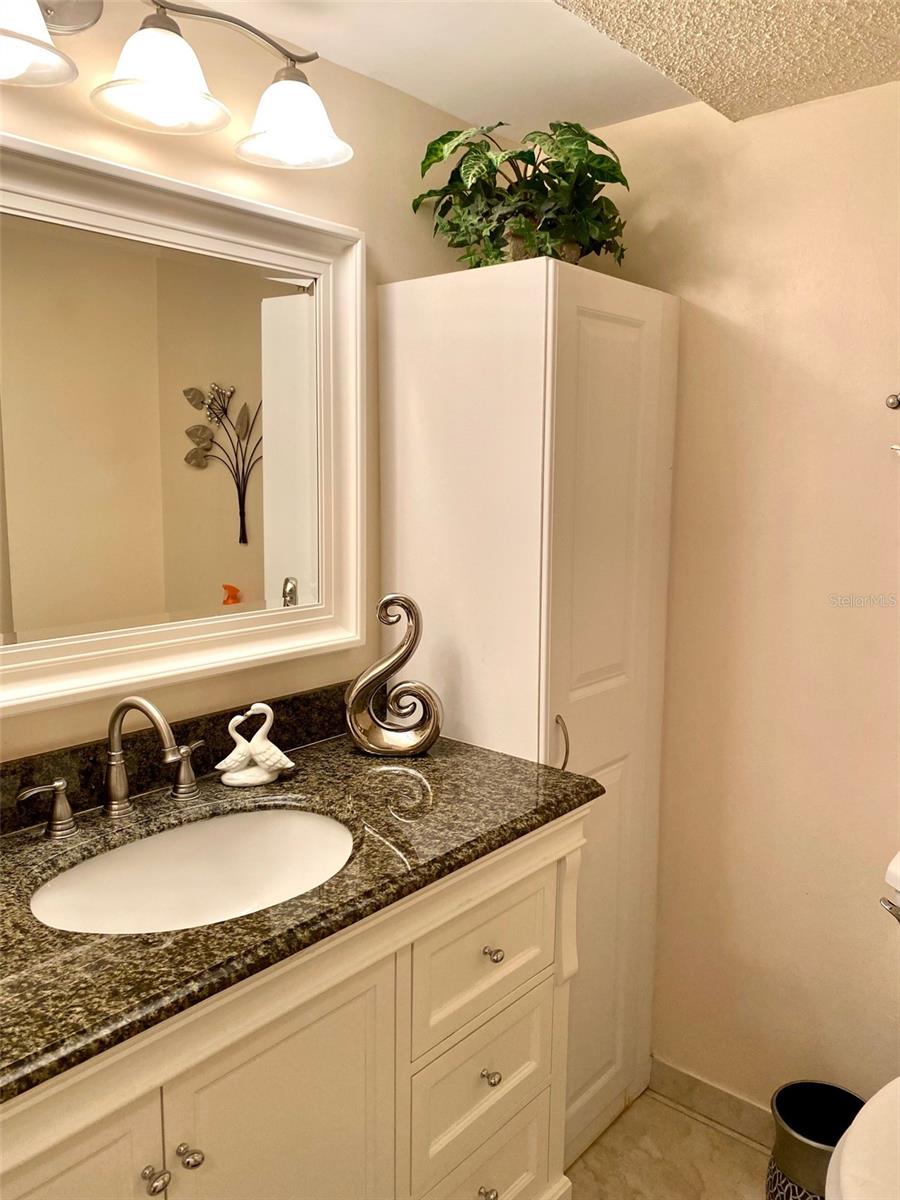 1655 S Highland Ave #j194 Property Photo 22