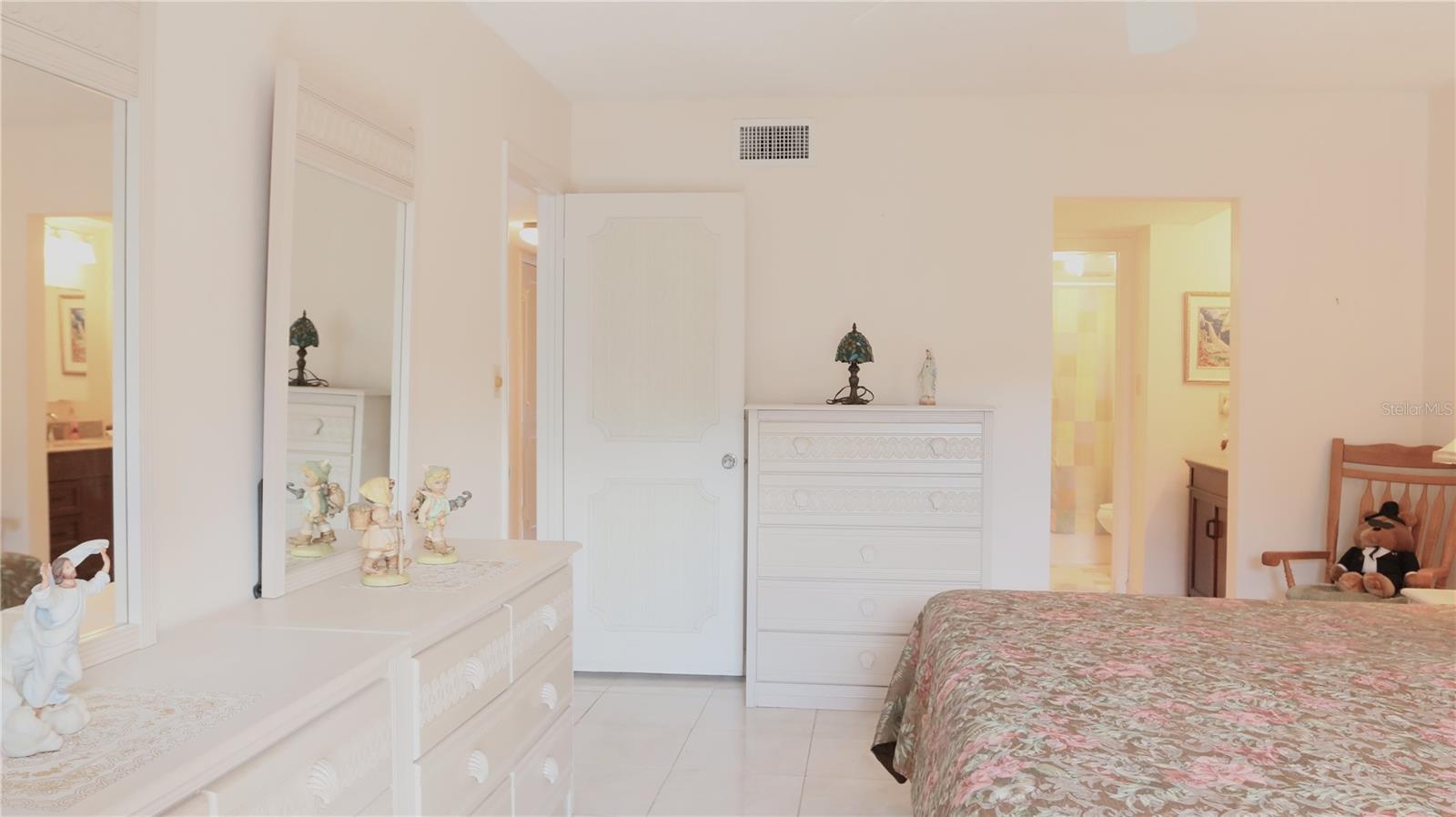 1655 S Highland Ave #j194 Property Photo 24