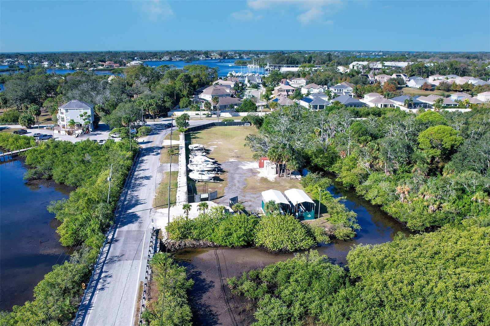 332 Anclote Rd Property Photo 11