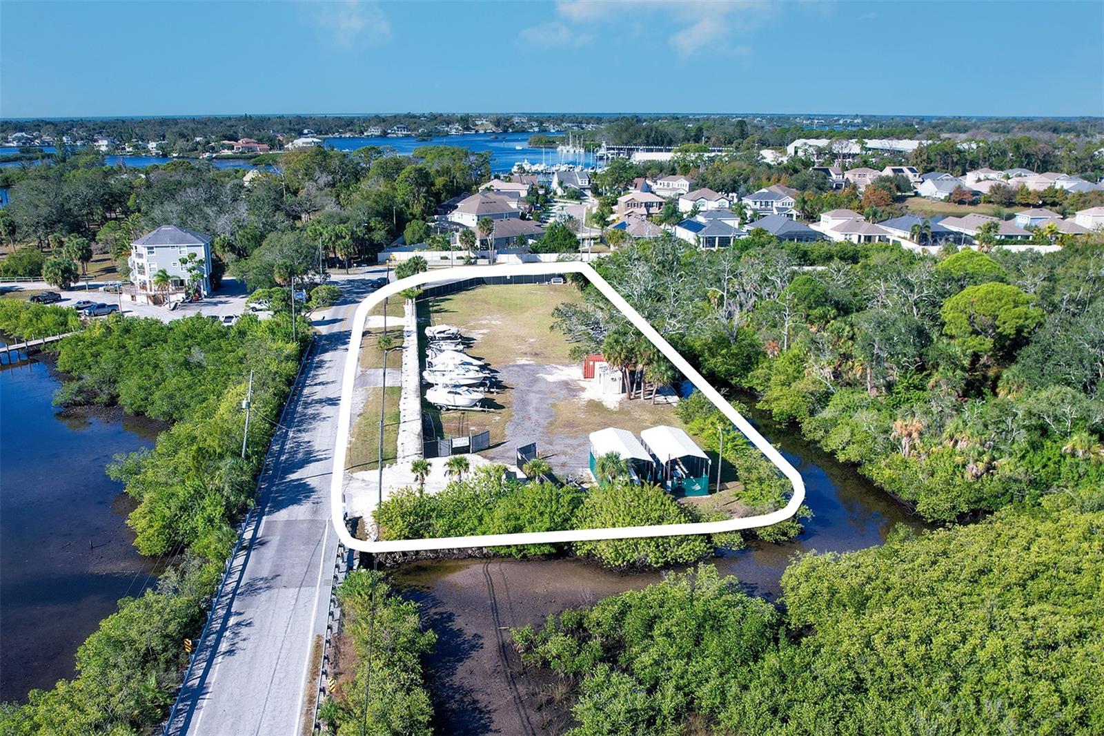 332 Anclote Rd Property Photo 12