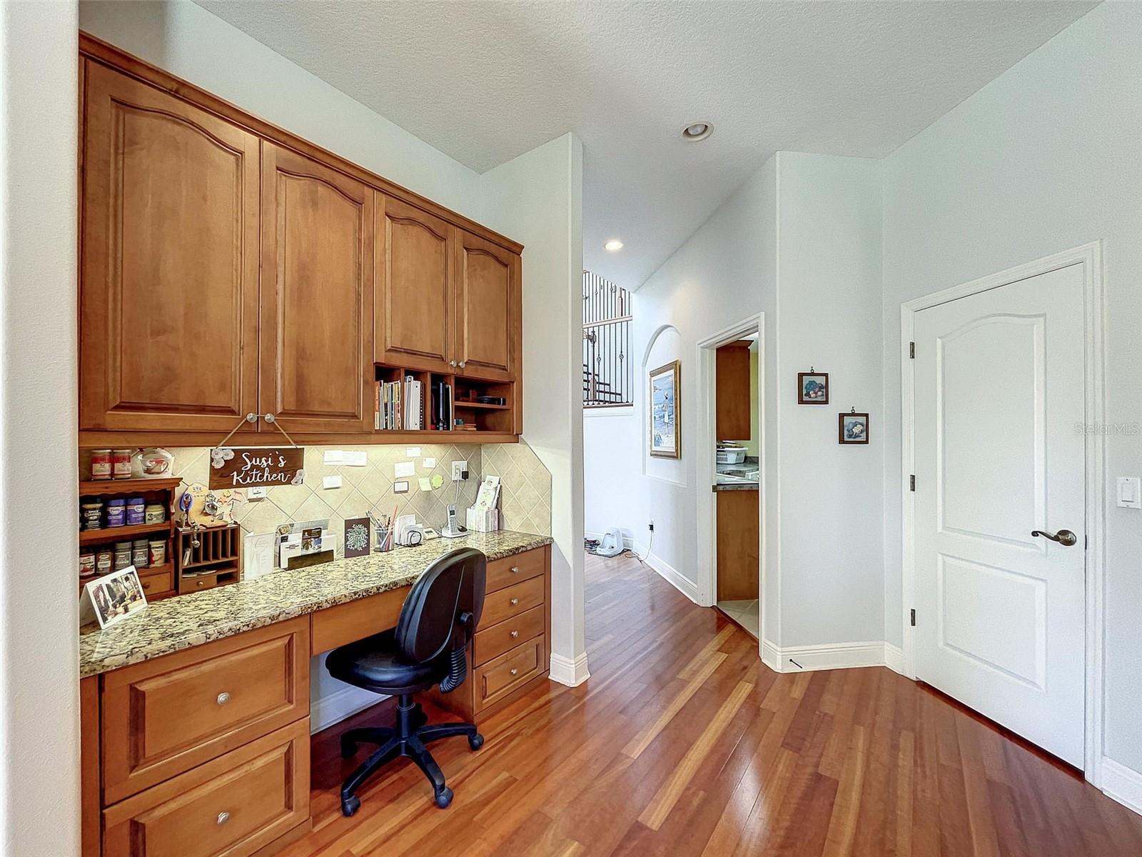 2066 N Pointe Alexis Dr Property Photo 20