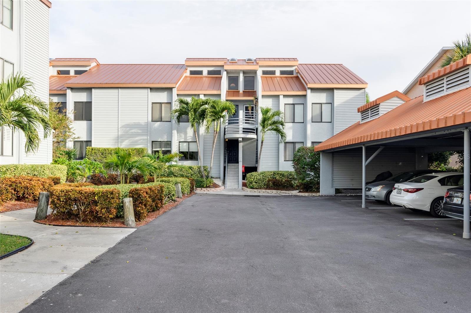 557 Pinellas Bayway S #302 Property Photo 5