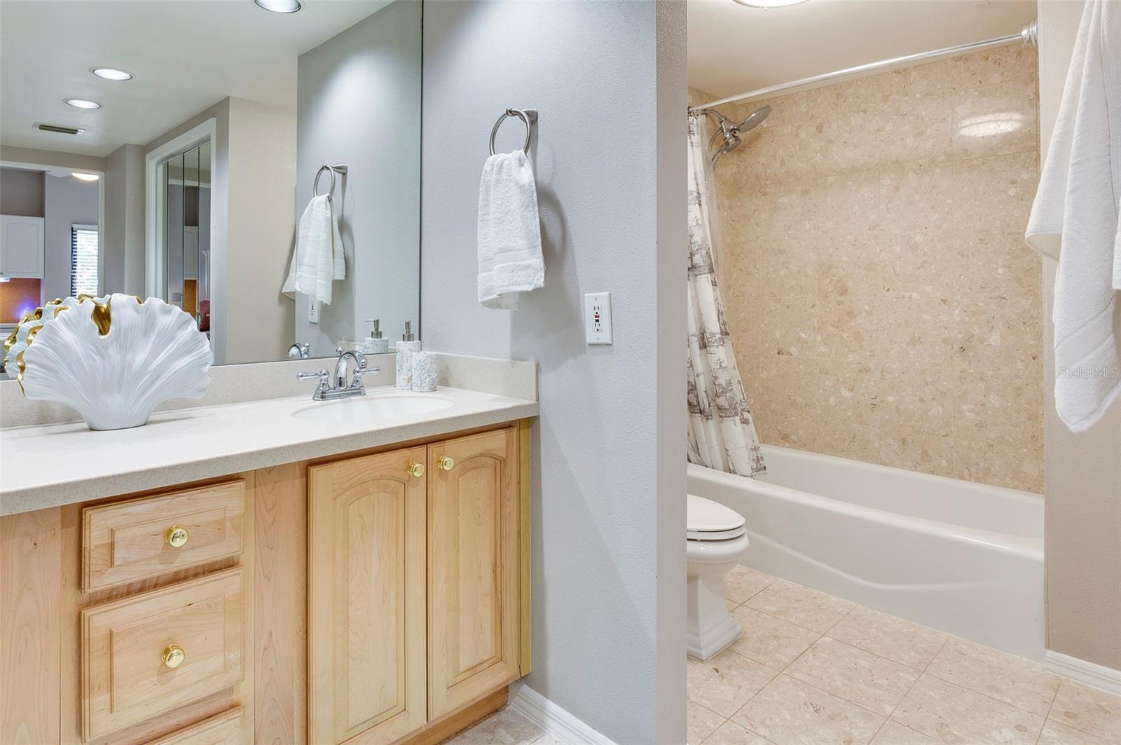 557 Pinellas Bayway S #302 Property Photo 21