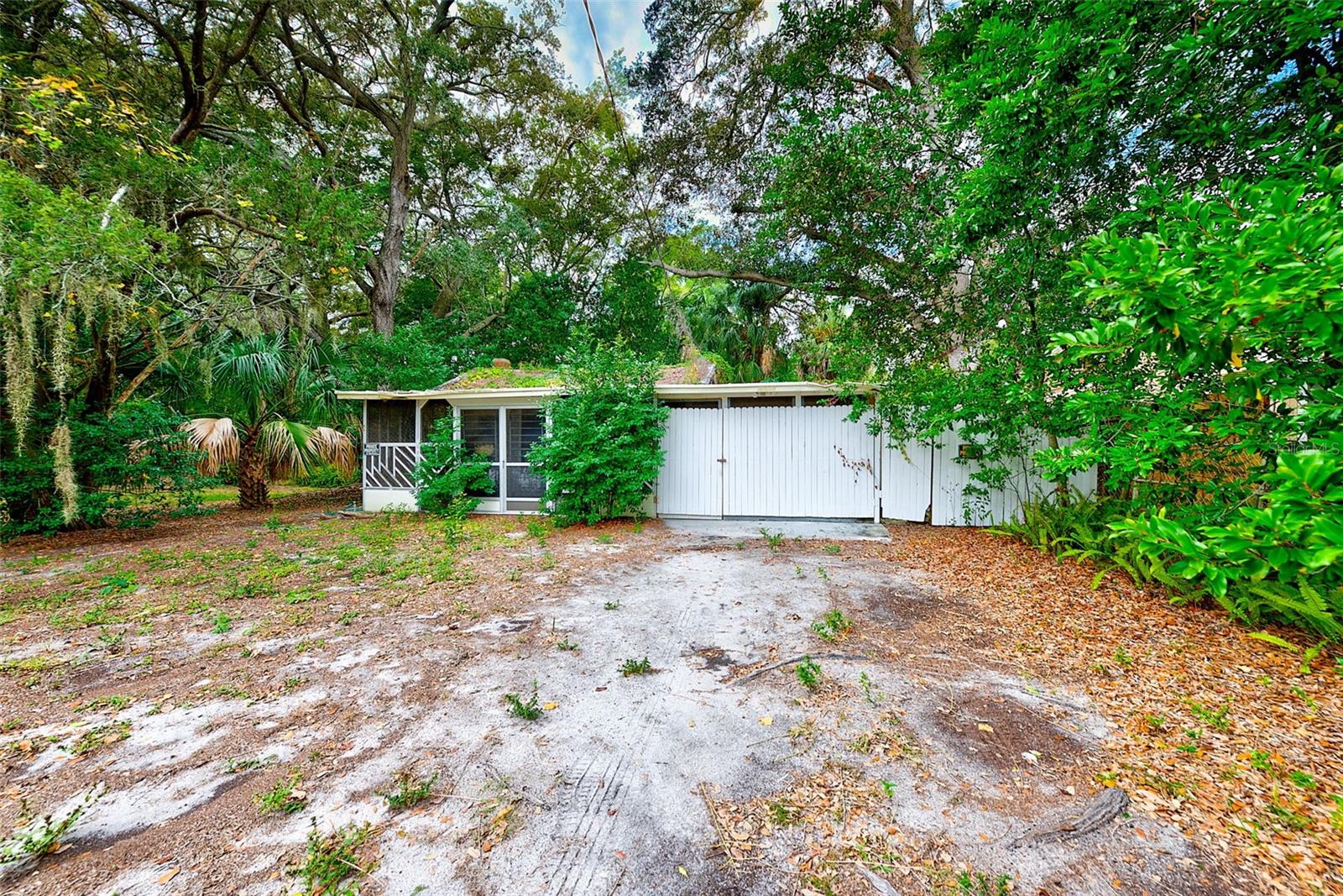 1838 Sylvan Dr Property Photo 8