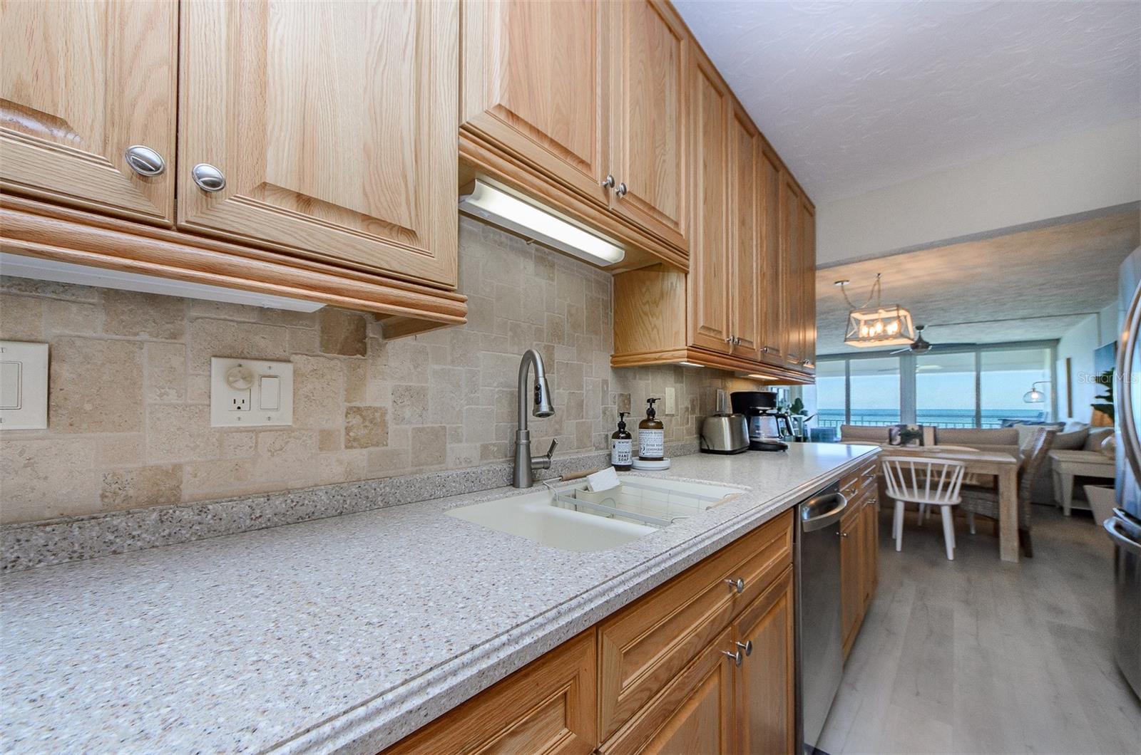2900 Gulf Blvd #204 Property Photo 15