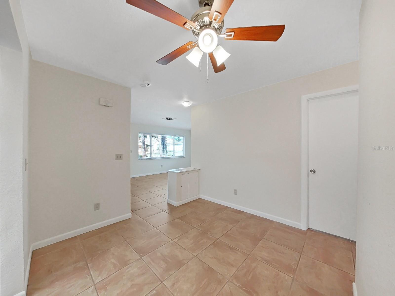 1750 Montana Ave Ne Property Photo 16
