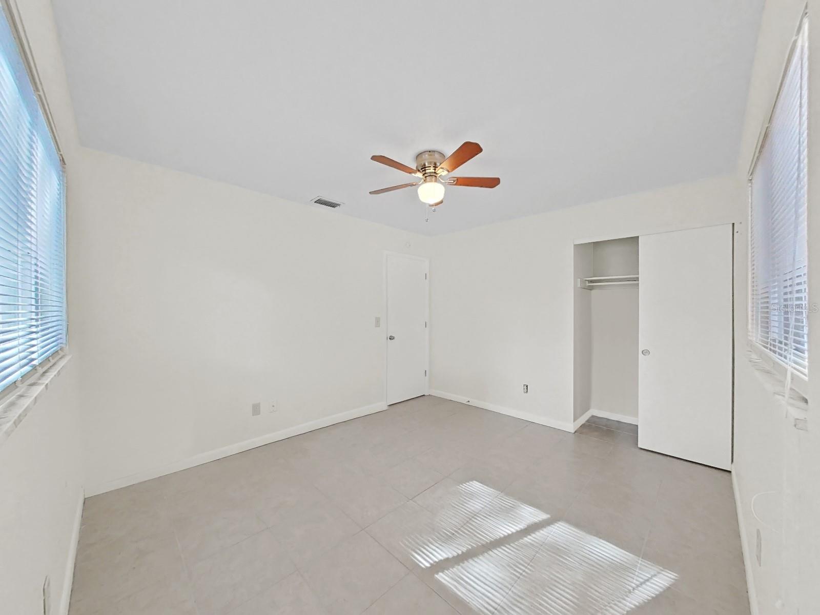 1750 Montana Ave Ne Property Photo 28