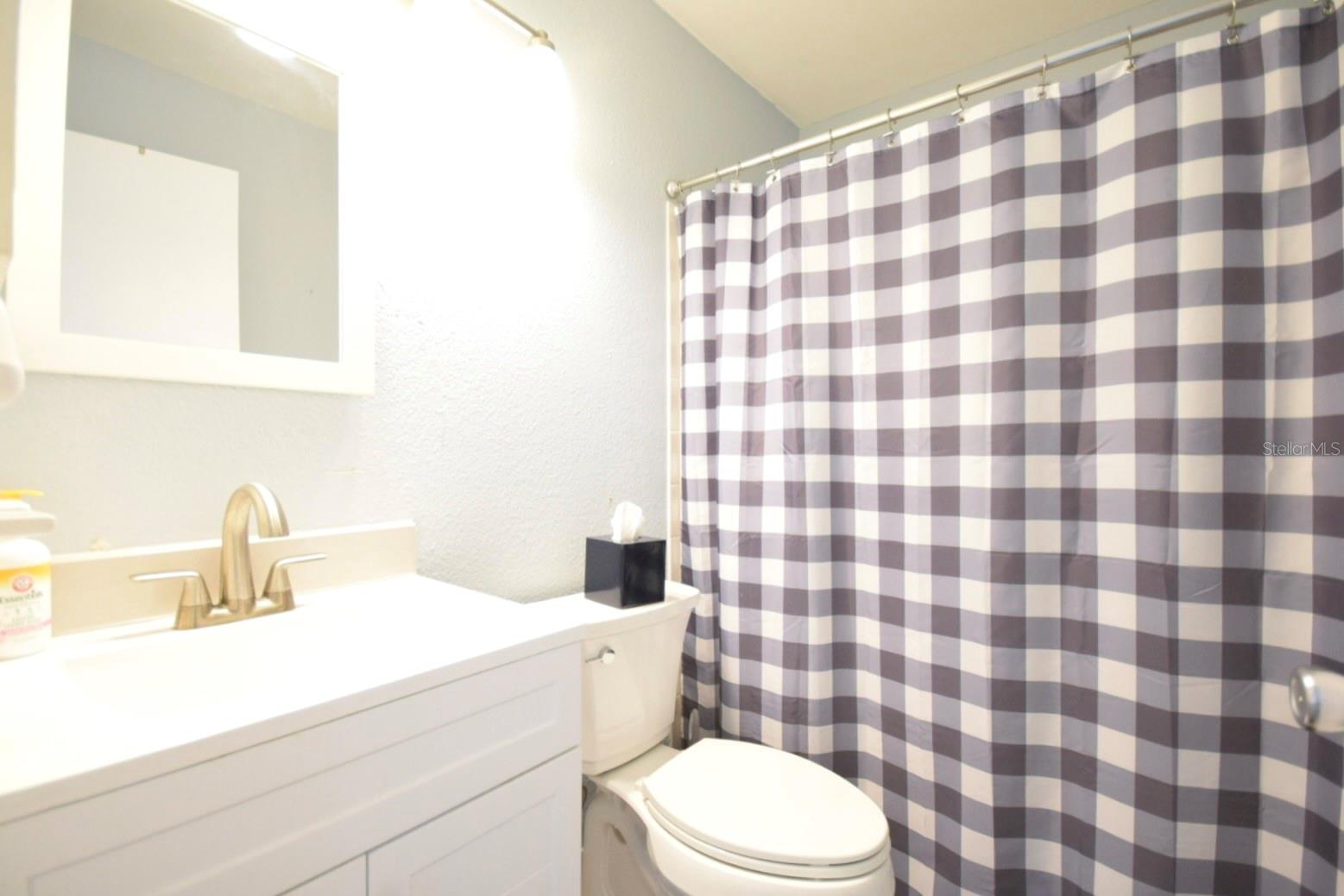 7057 Versailles N #15 Property Photo 25