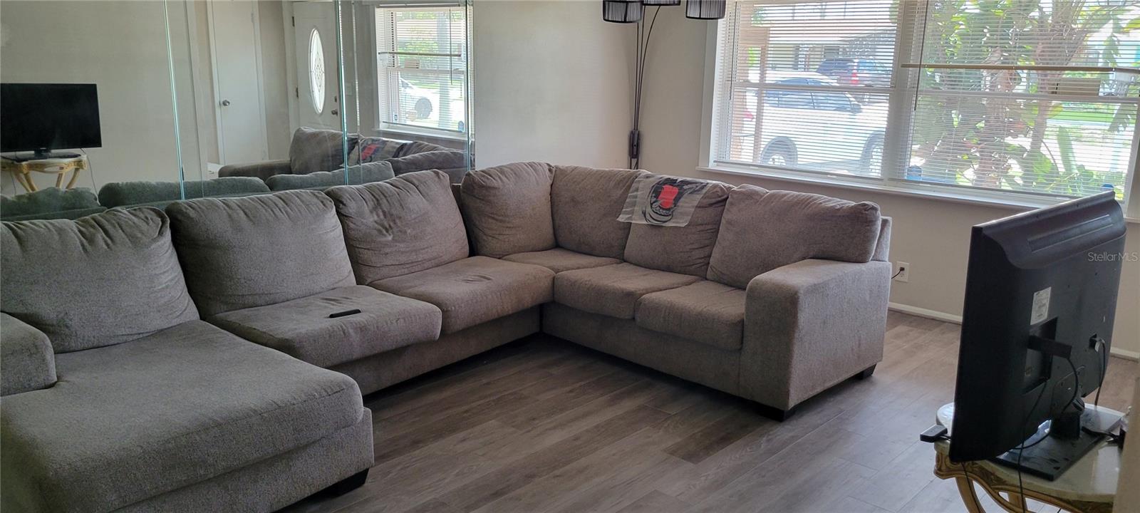 1153 Tamarac Dr Property Photo 35