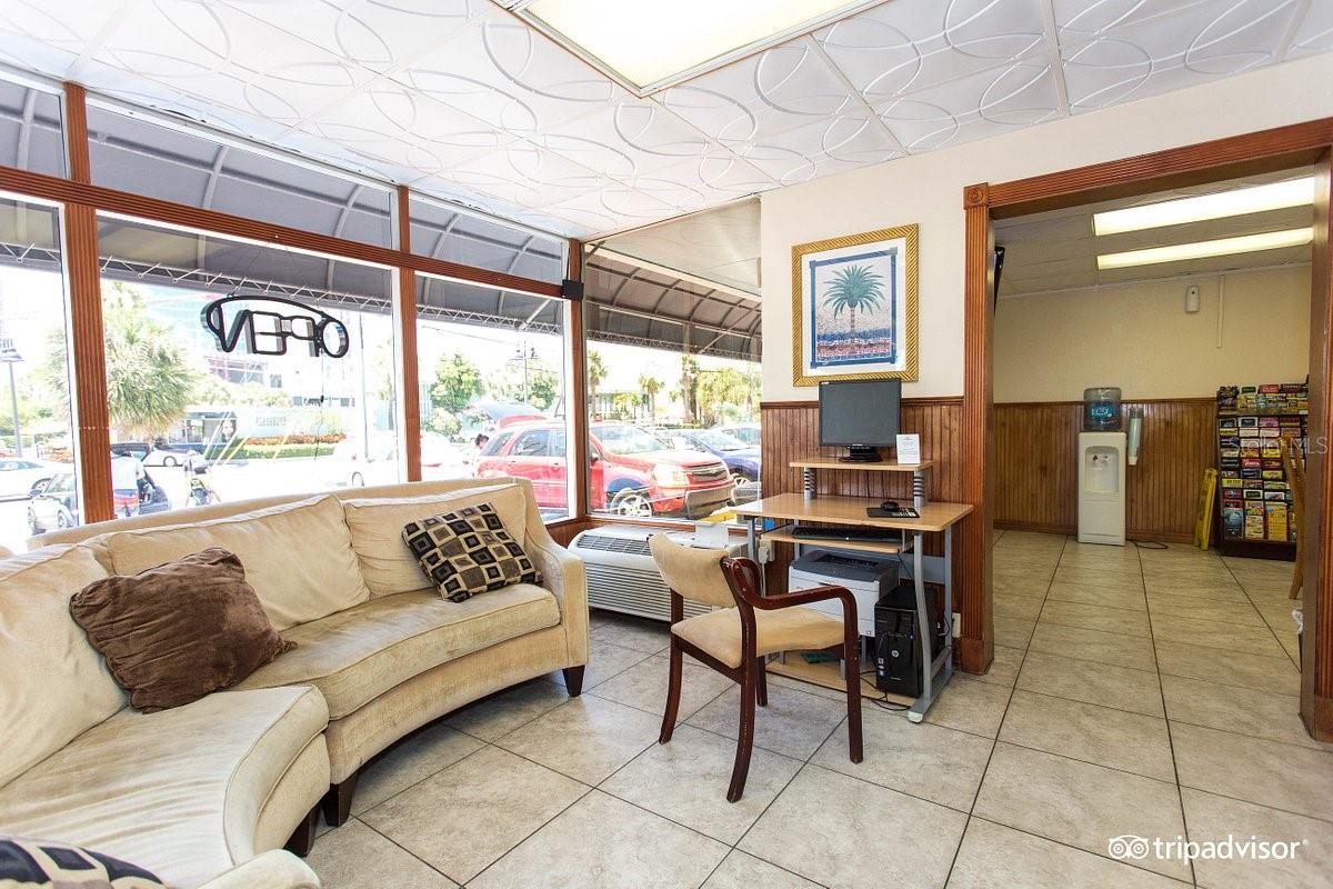 504 S Gulfview Blvd Property Photo 4