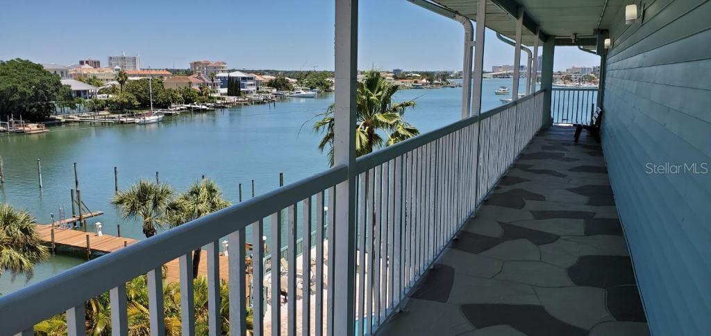 504 S Gulfview Blvd Property Photo 9