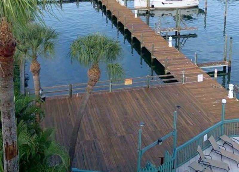 504 S Gulfview Blvd Property Photo 14