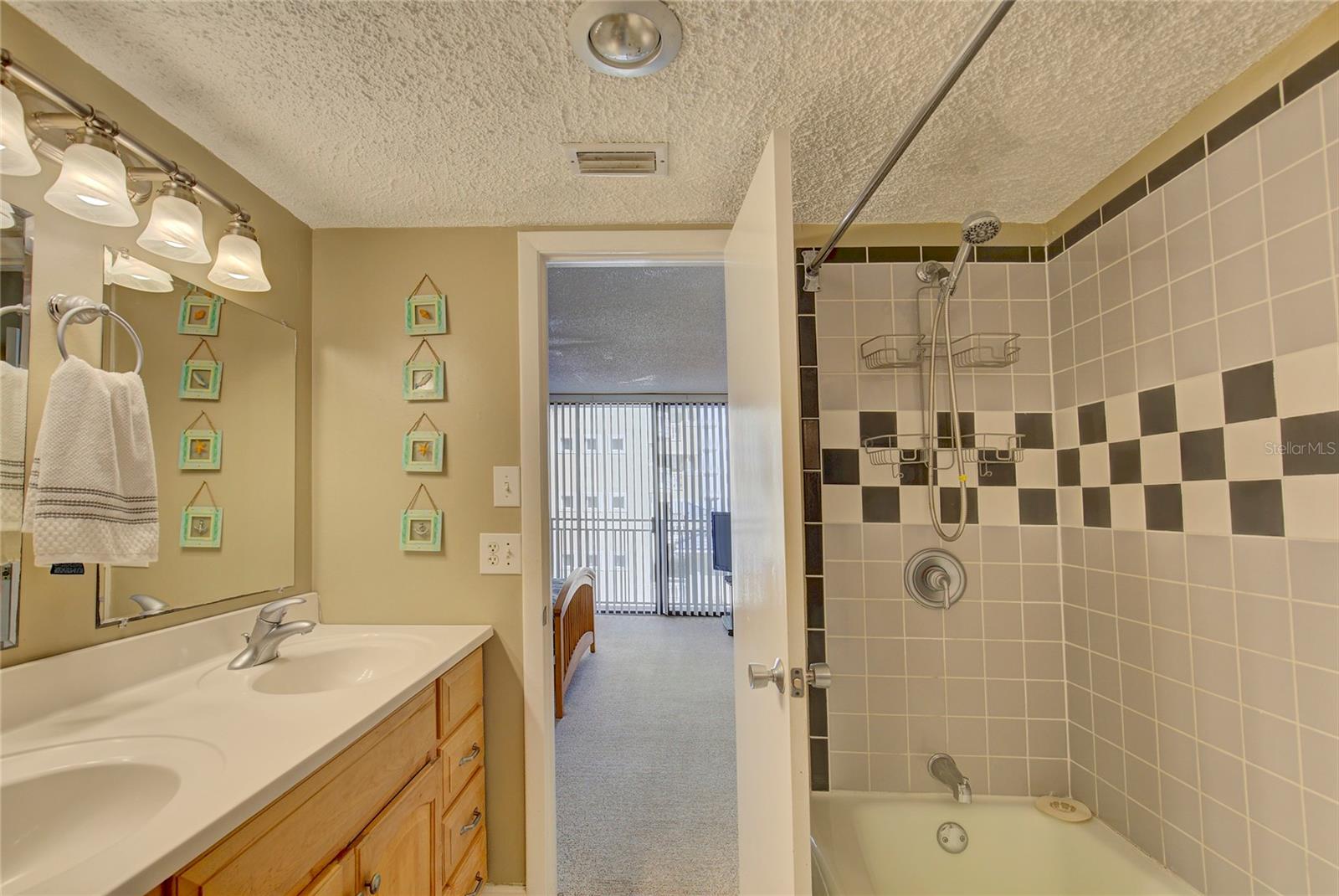 1380 Gulf Blvd #206 Property Photo 27