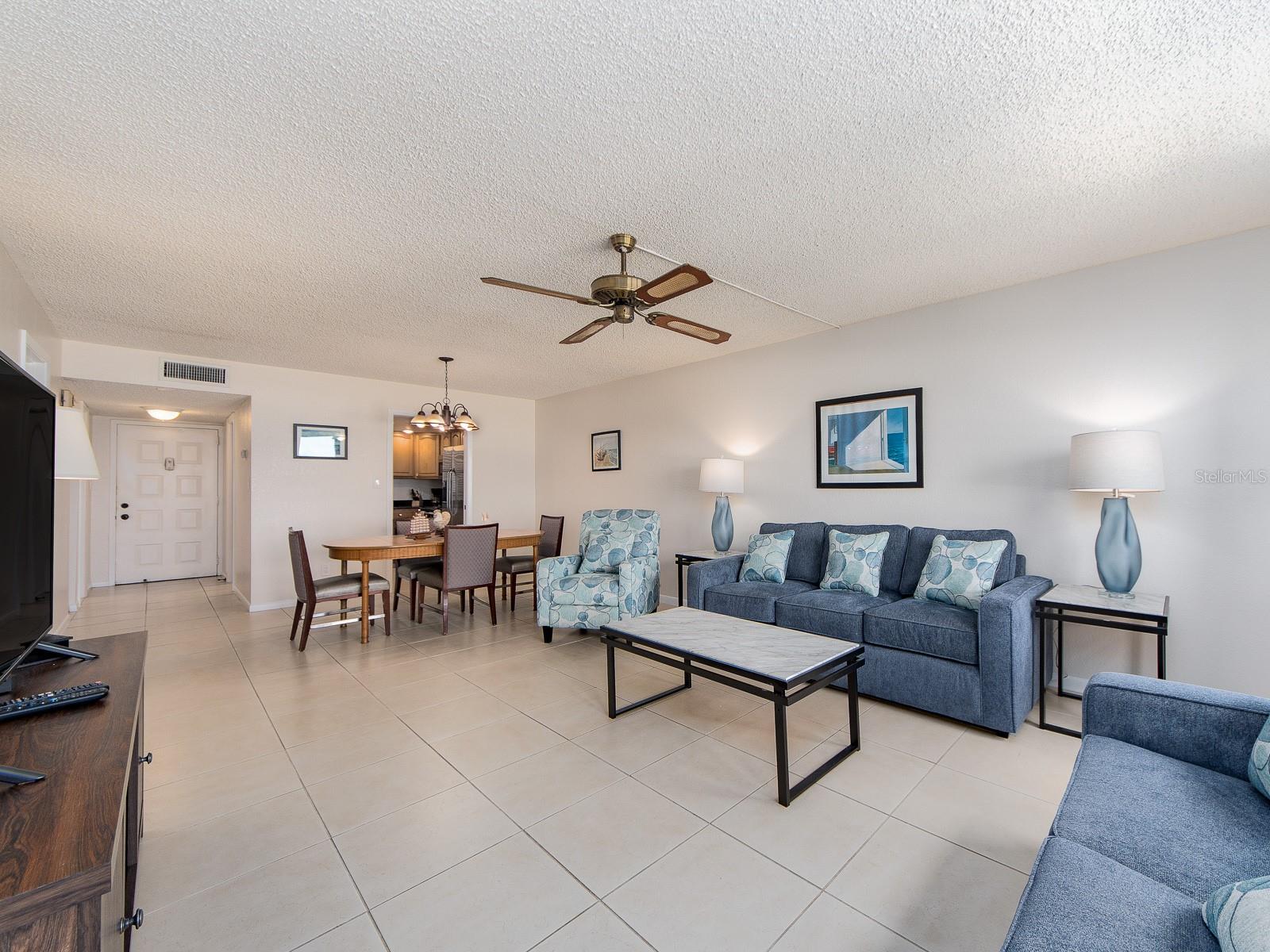 1230 Gulf Blvd #1404 Property Photo 7