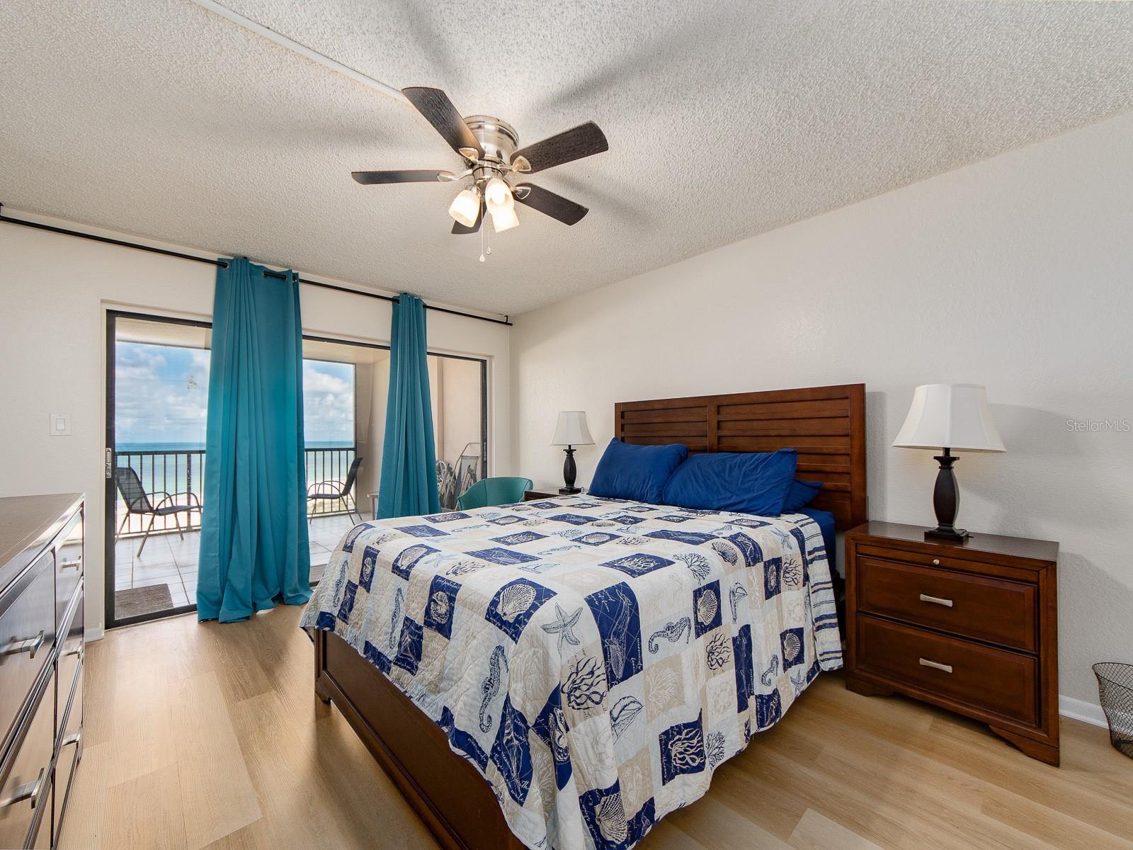 1230 Gulf Blvd #1404 Property Photo 18