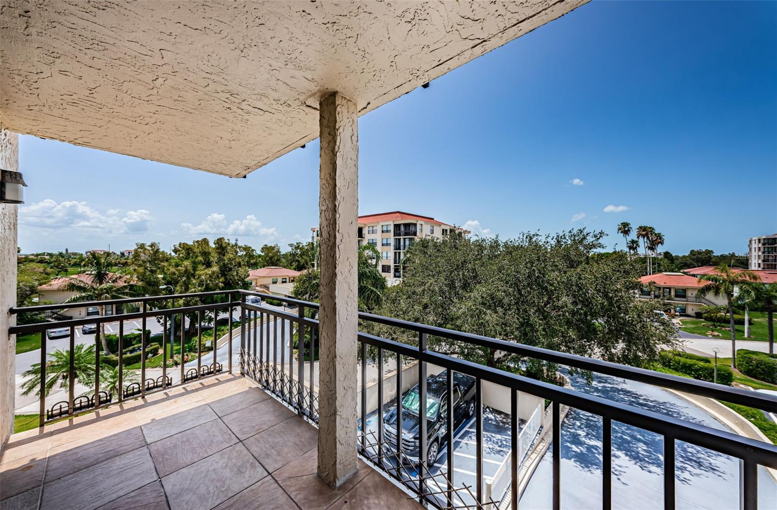 6145 Sun Blvd #607 Property Photo 10