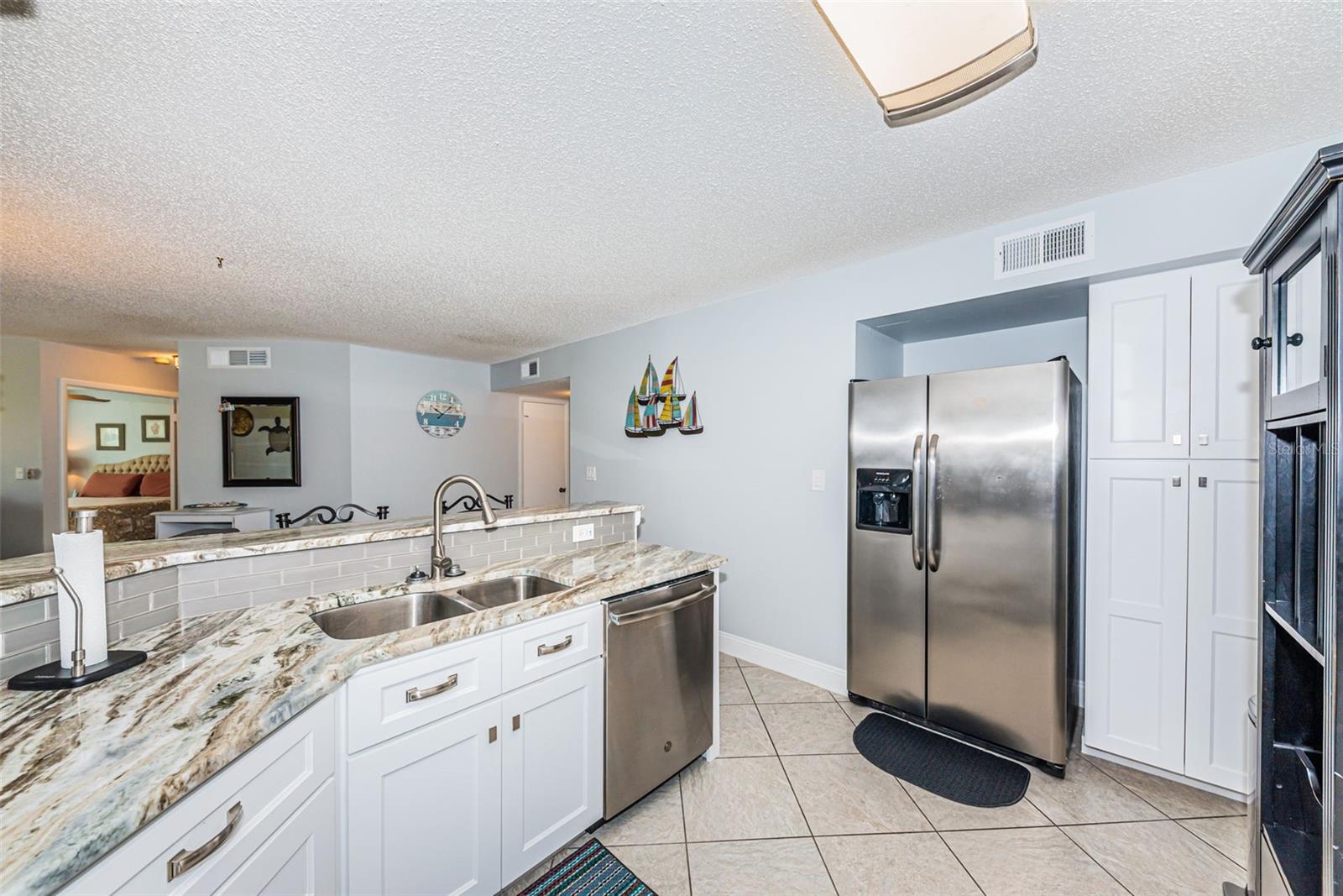 6000 Bahia Del Mar Cir #130 Property Photo 8