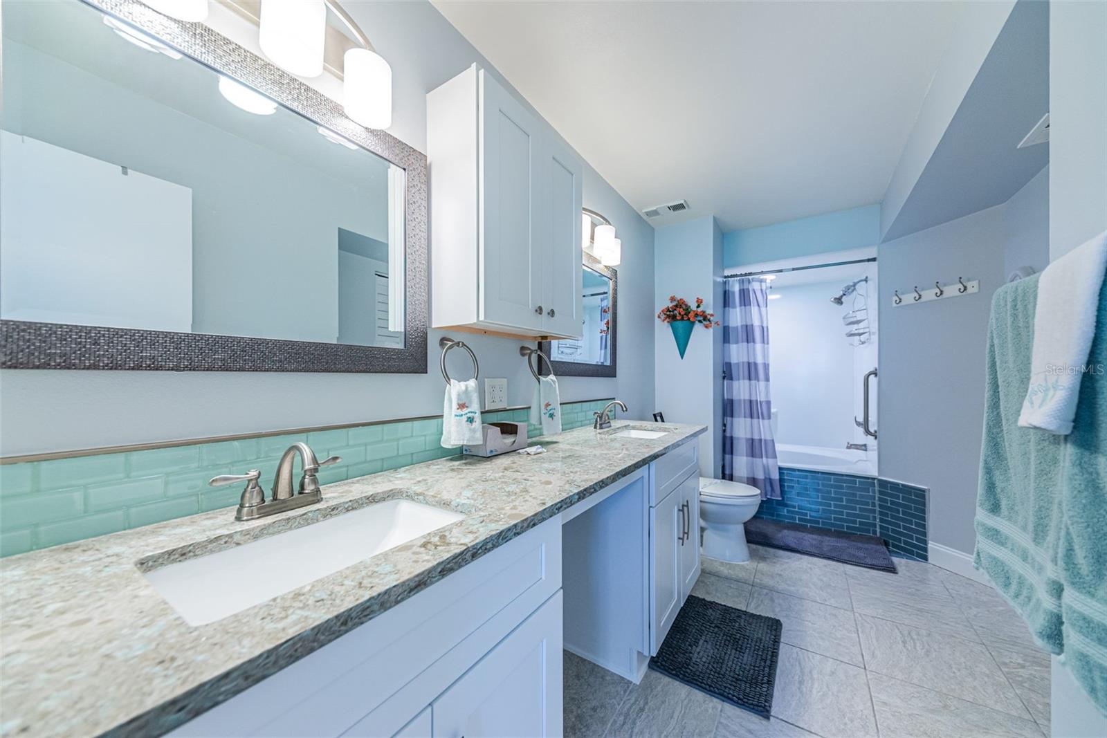 6000 Bahia Del Mar Cir #130 Property Photo 16