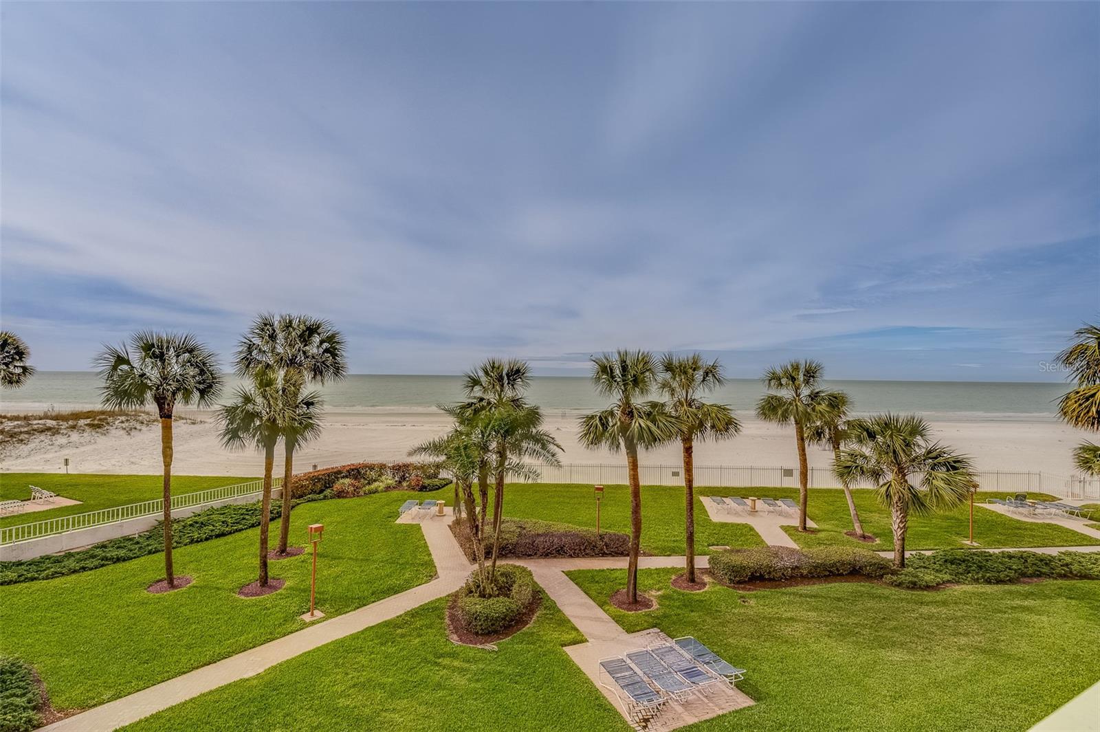17900 Gulf Blvd #2e Property Photo 1