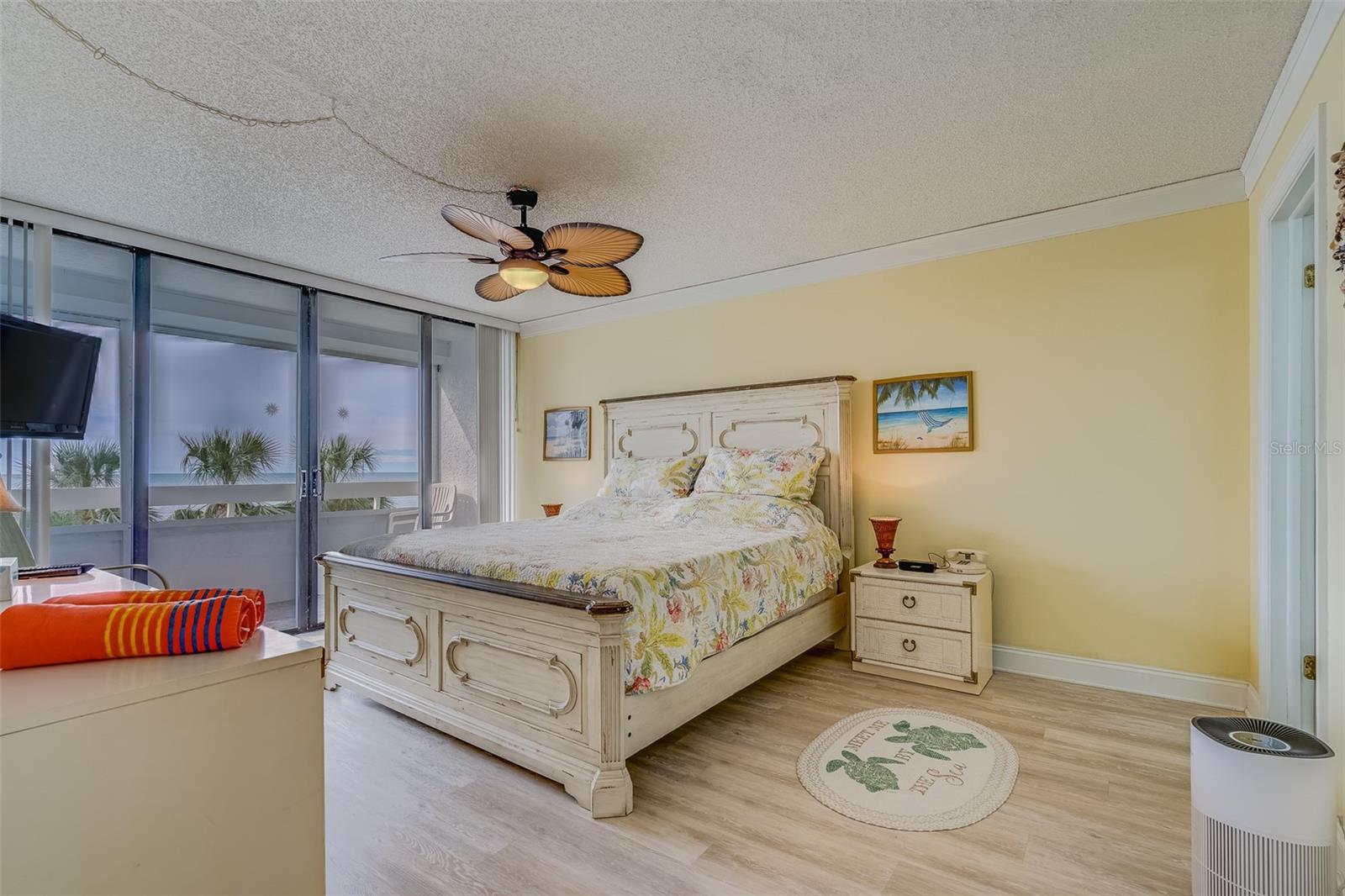 17900 Gulf Blvd #2e Property Photo 7