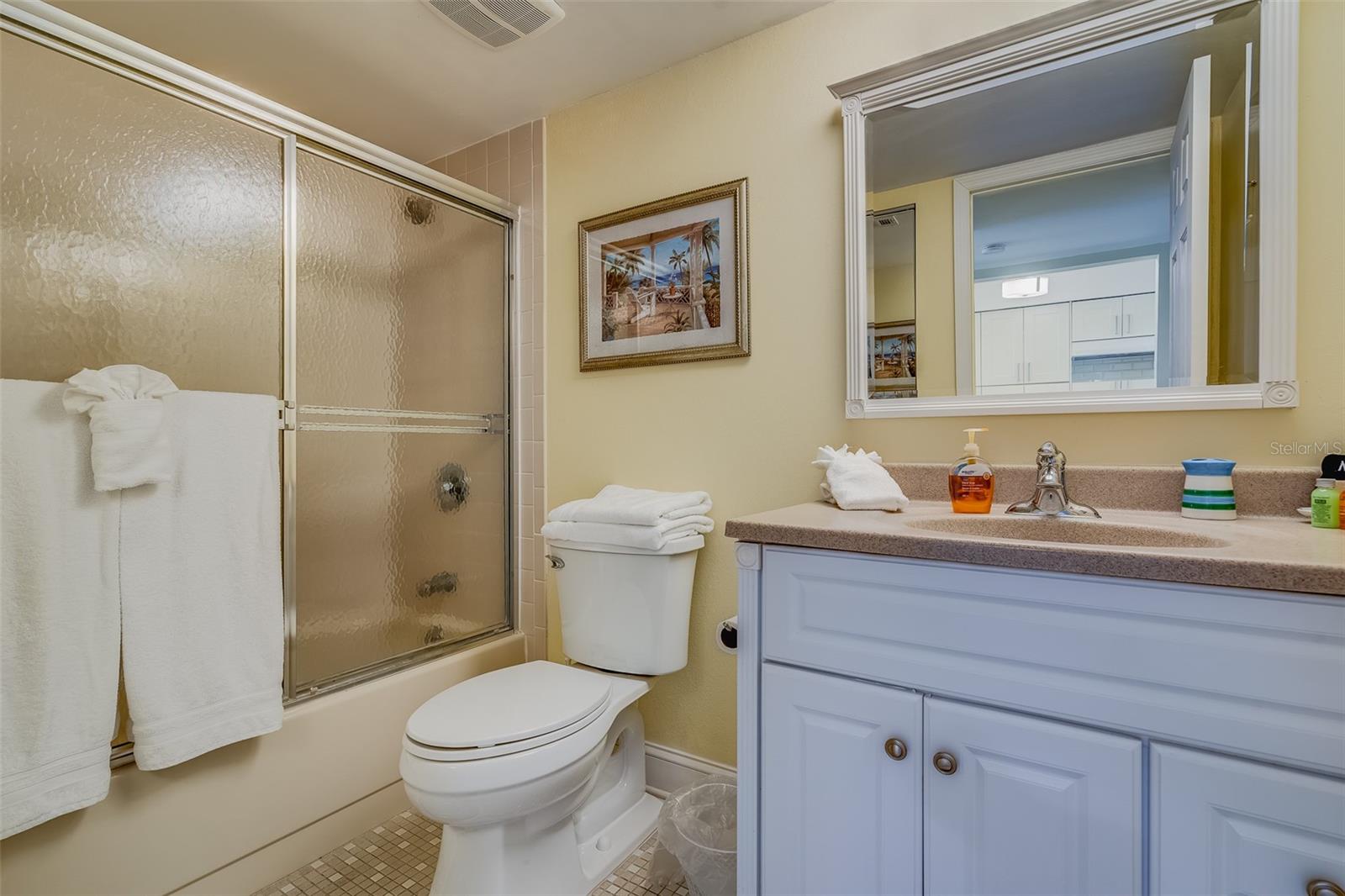 17900 Gulf Blvd #2e Property Photo 18