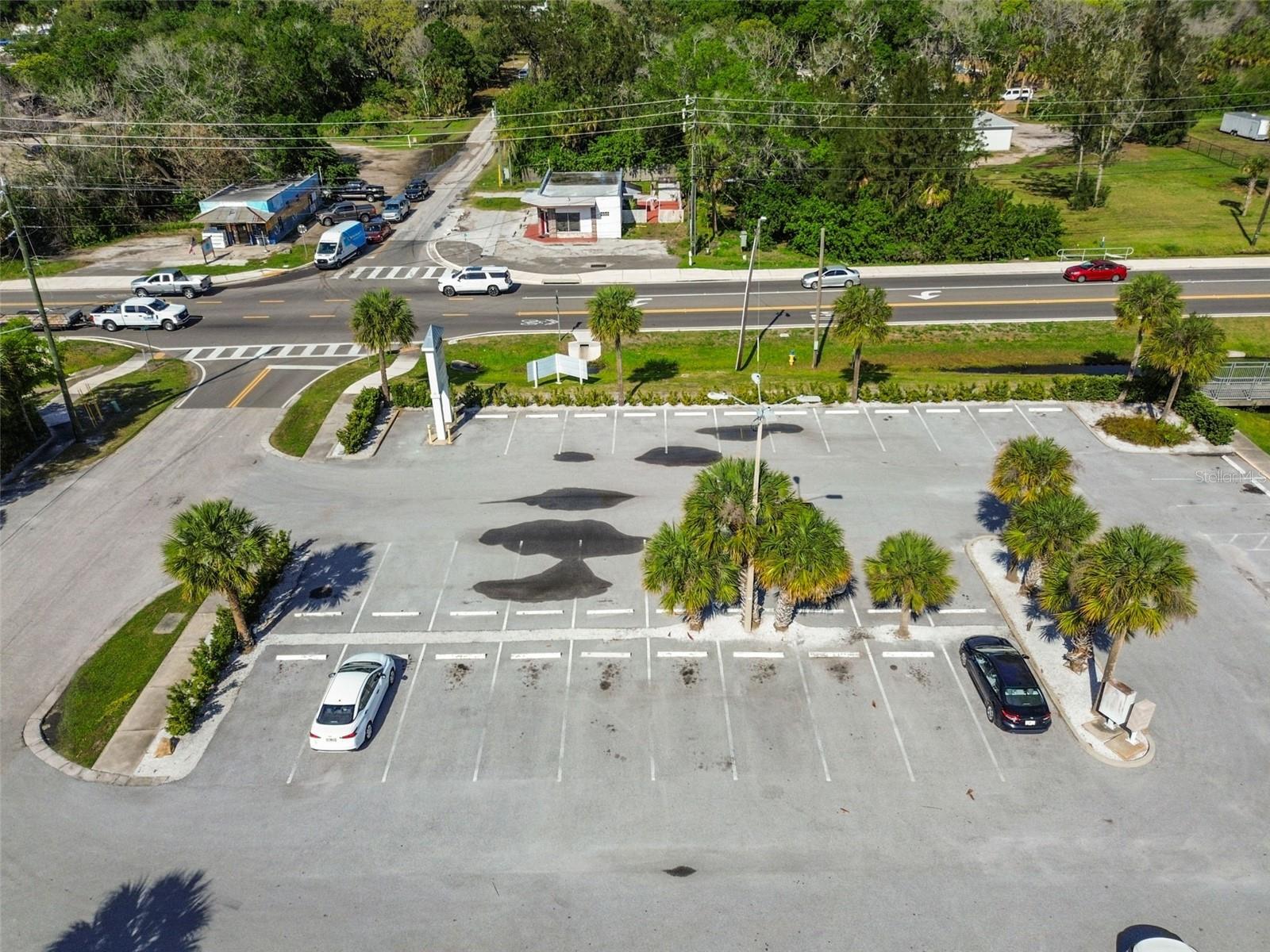 1208 N Pinellas Ave Property Photo 15