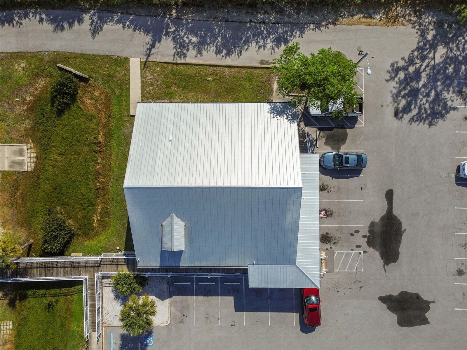 1208 N Pinellas Ave Property Photo 26