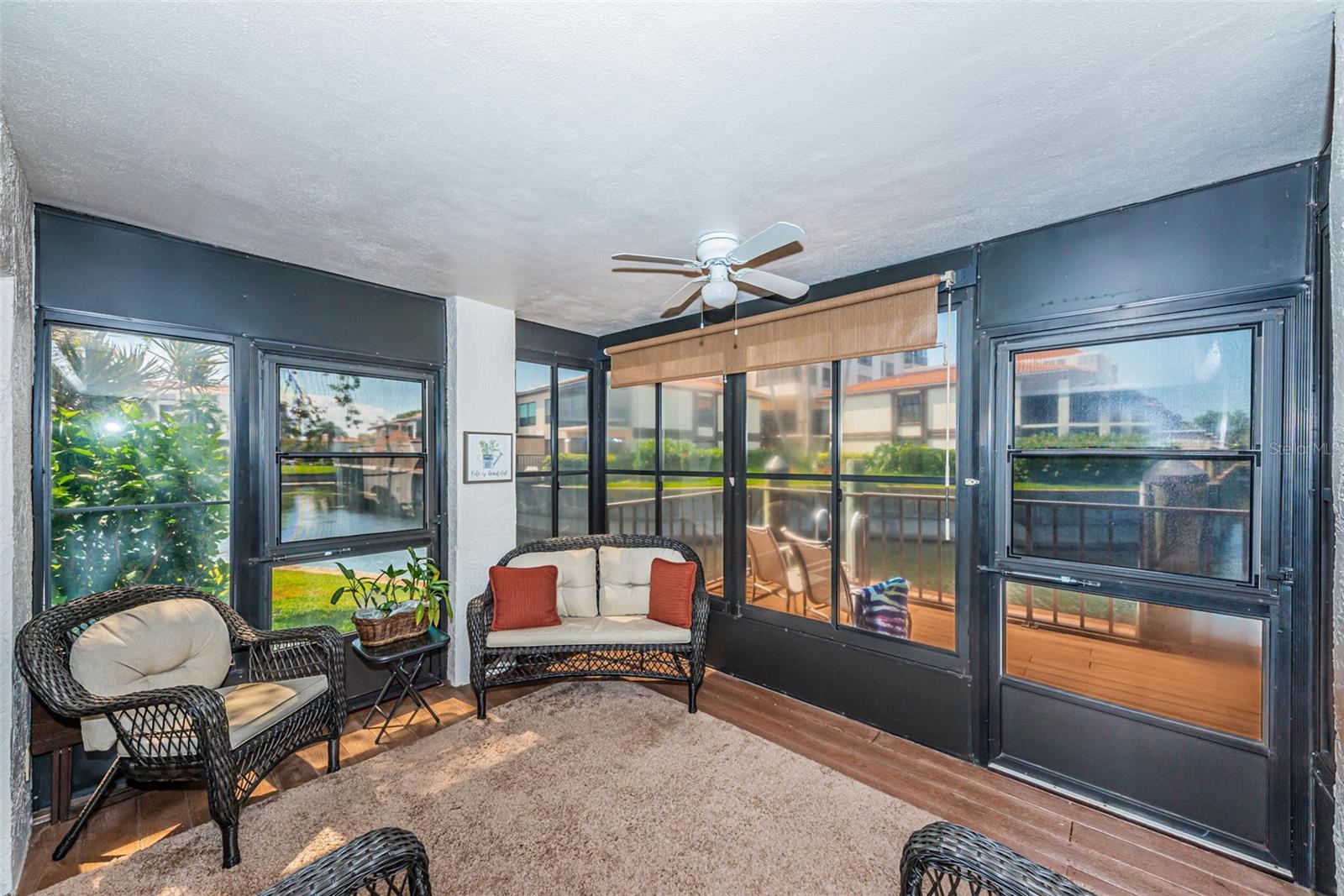 U8238569 Property Photo 11