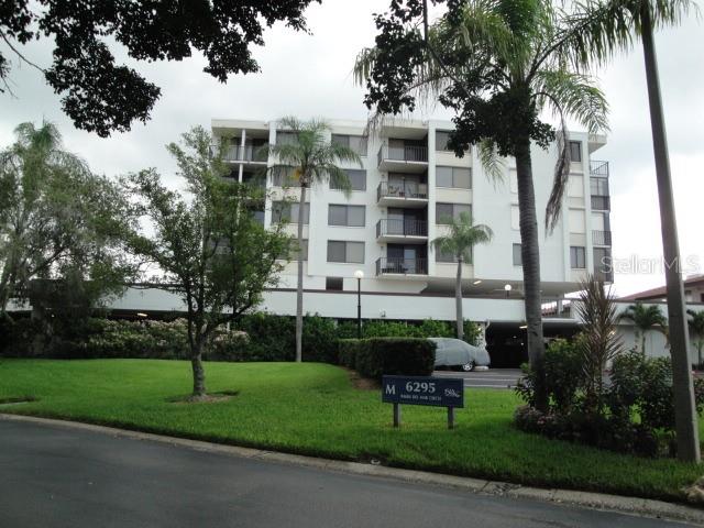 6295 BAHIA DEL MAR CIR #216 Property Photo 1