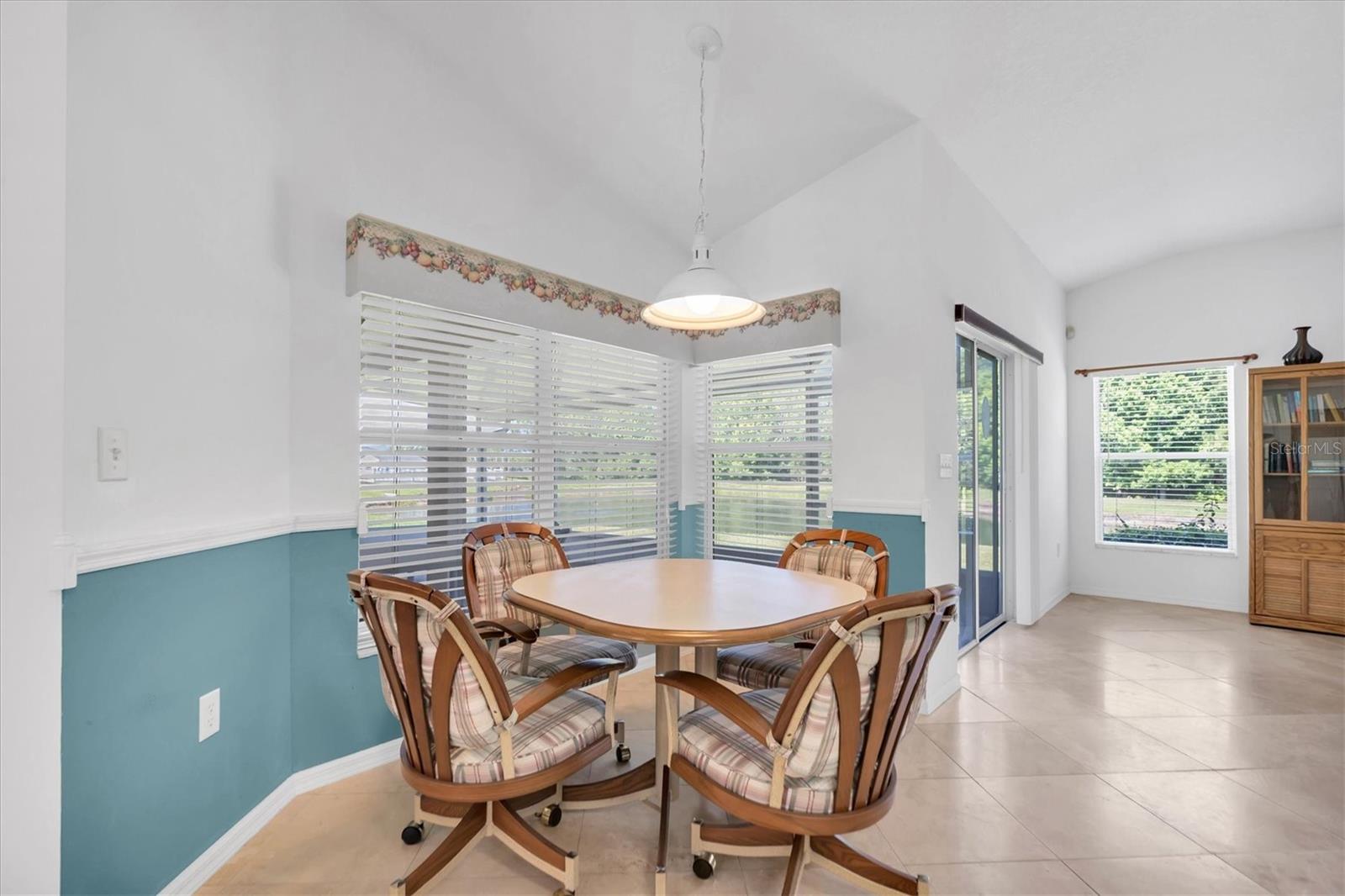 10727 Duck Hook Ct Property Photo 14