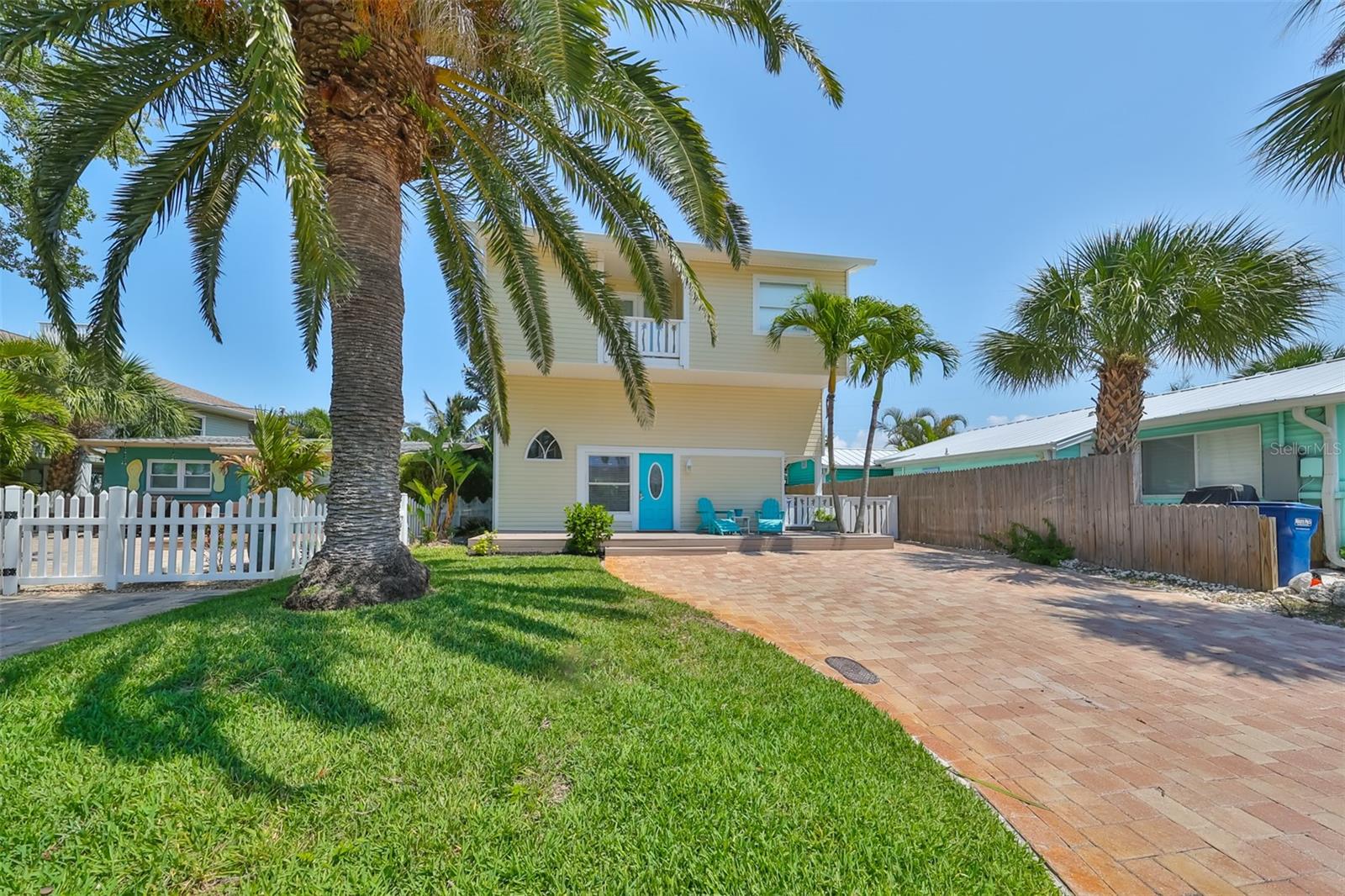 13004 Boca Ciega Ave Property Photo 8